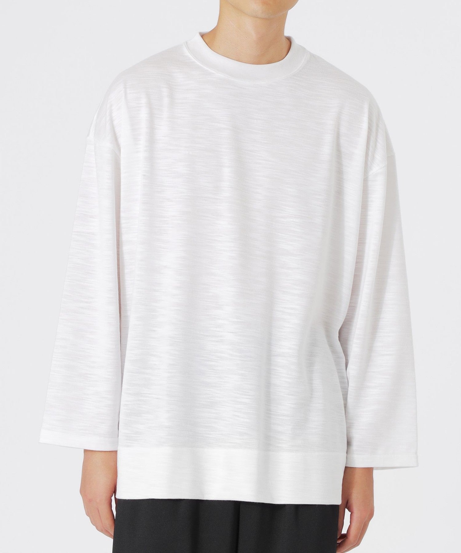 2352-61P0562102__H,02,