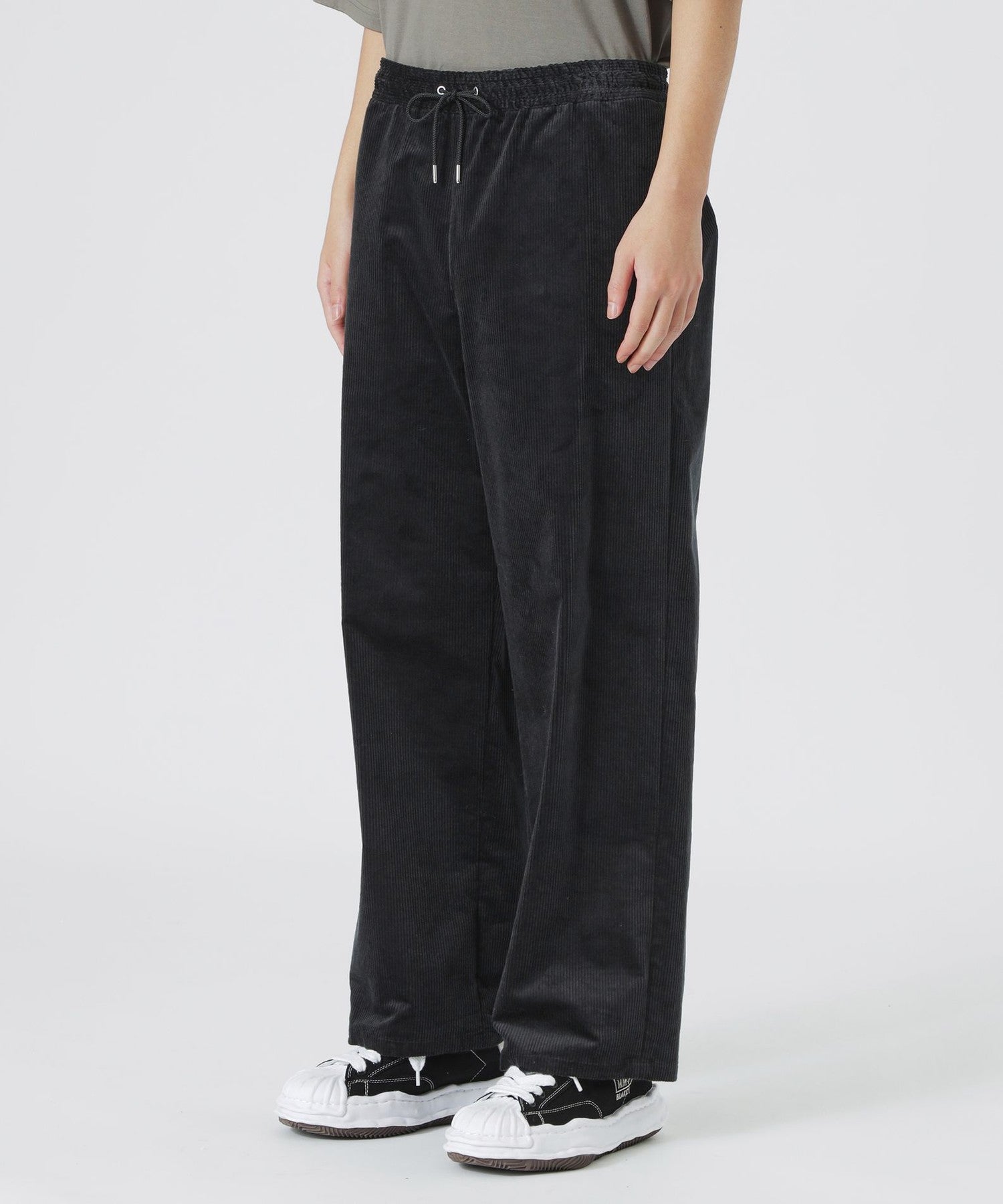 2352-61R5465209__M,09,