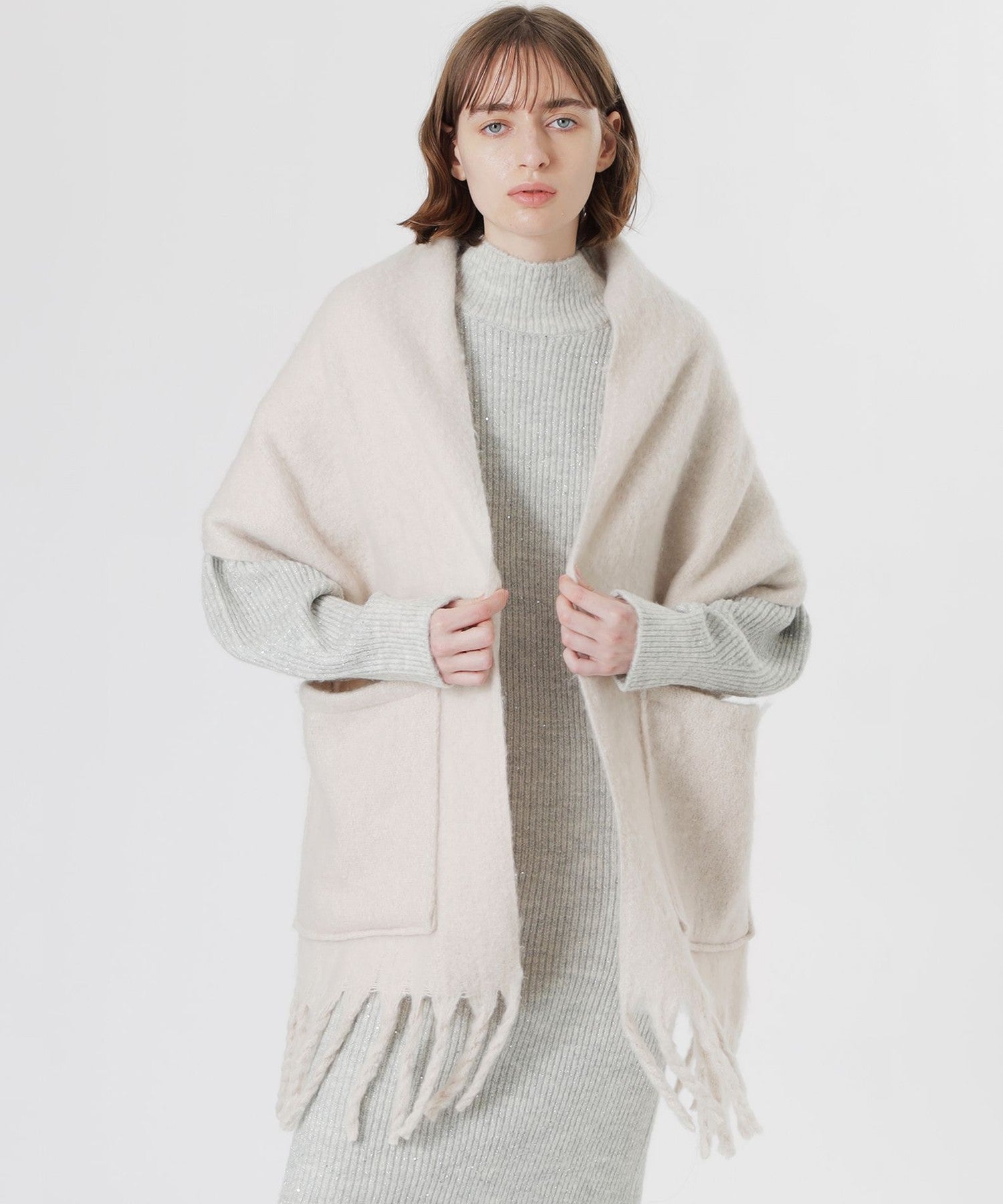 2352-6270123003__,03,