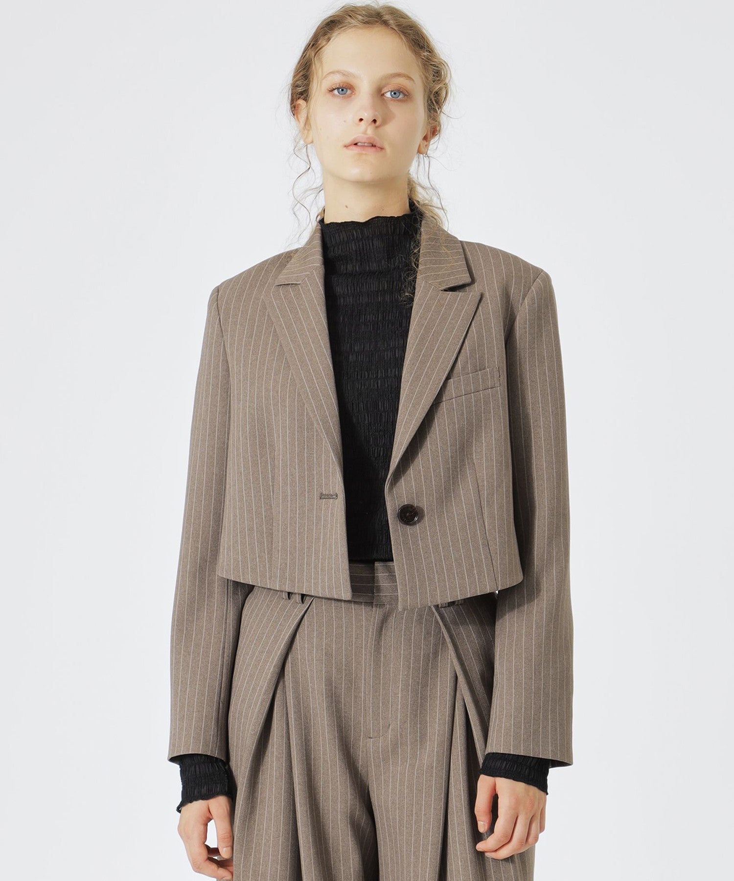 2352-62D7341145__,45,モデル身長172cm 着用サイズ：36