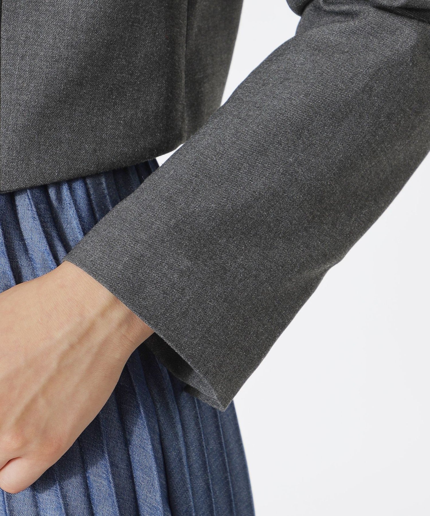 2352-62D7341206__M,06,