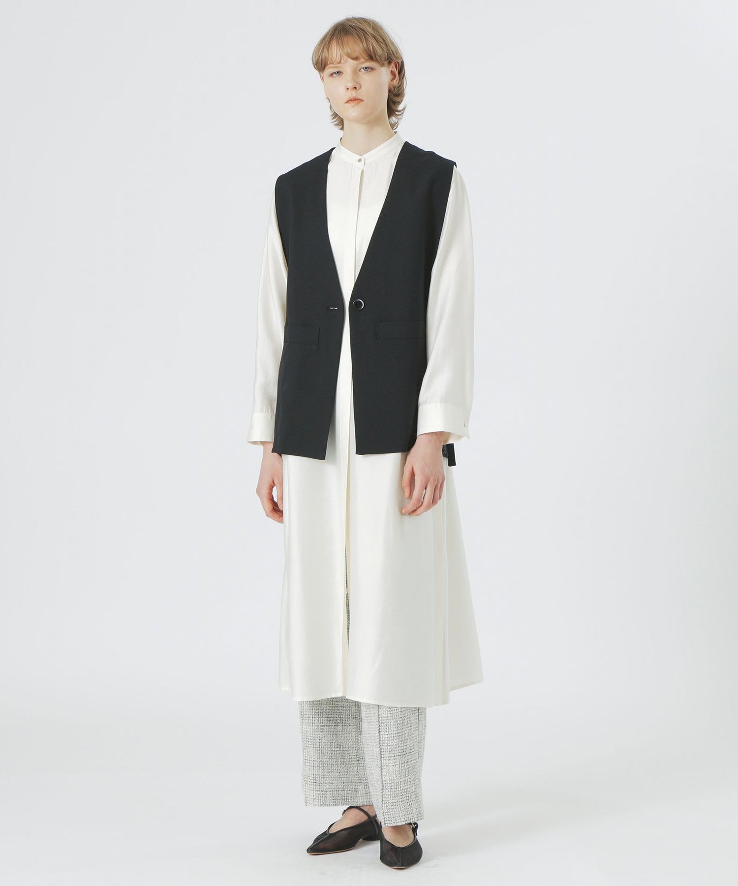 2352-62F0453342__H,42,