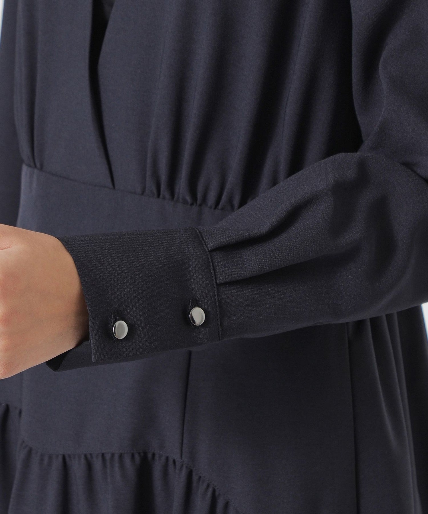 2352-62J1063127__O,27,