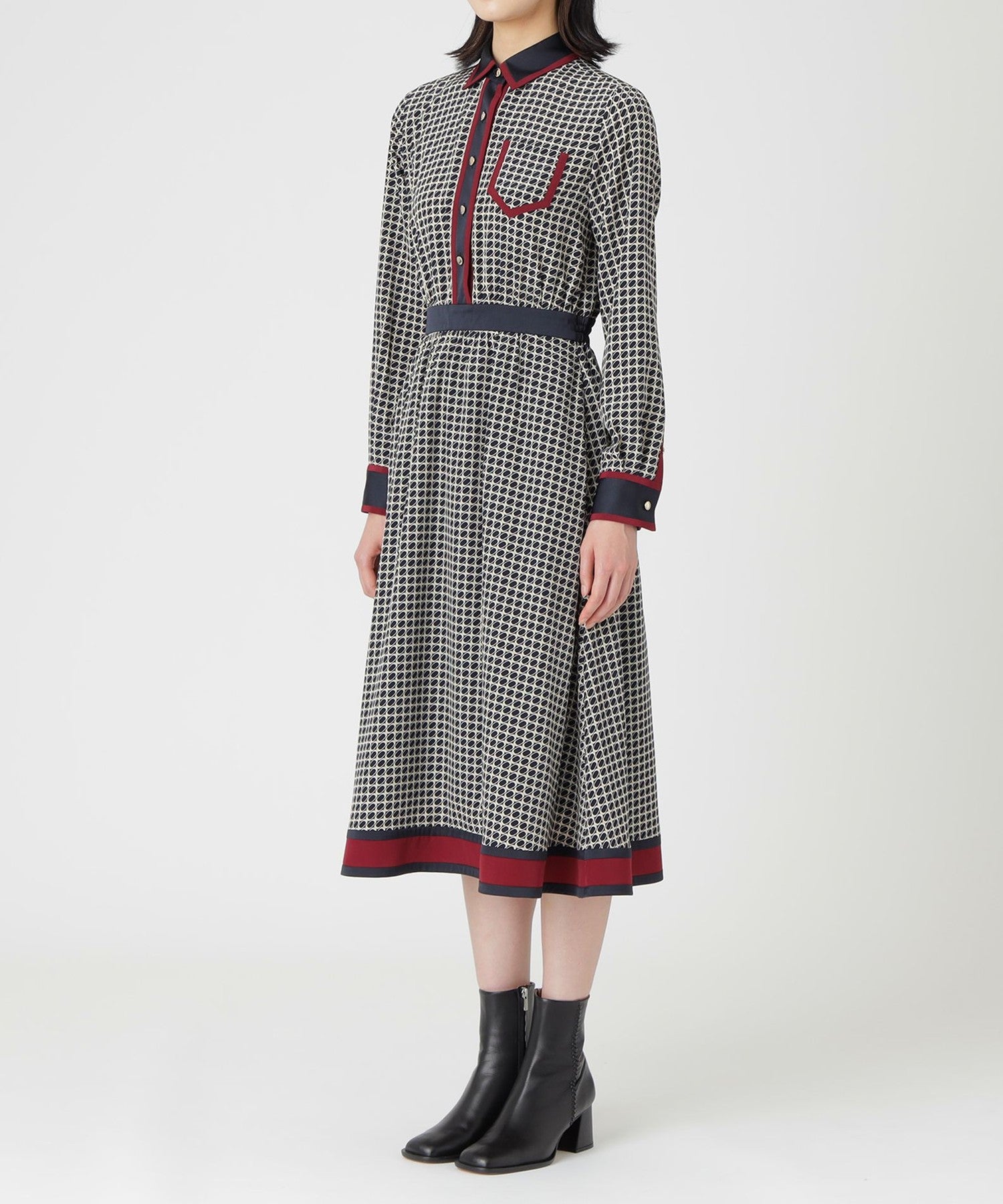 2352-62J2412129__B,29,