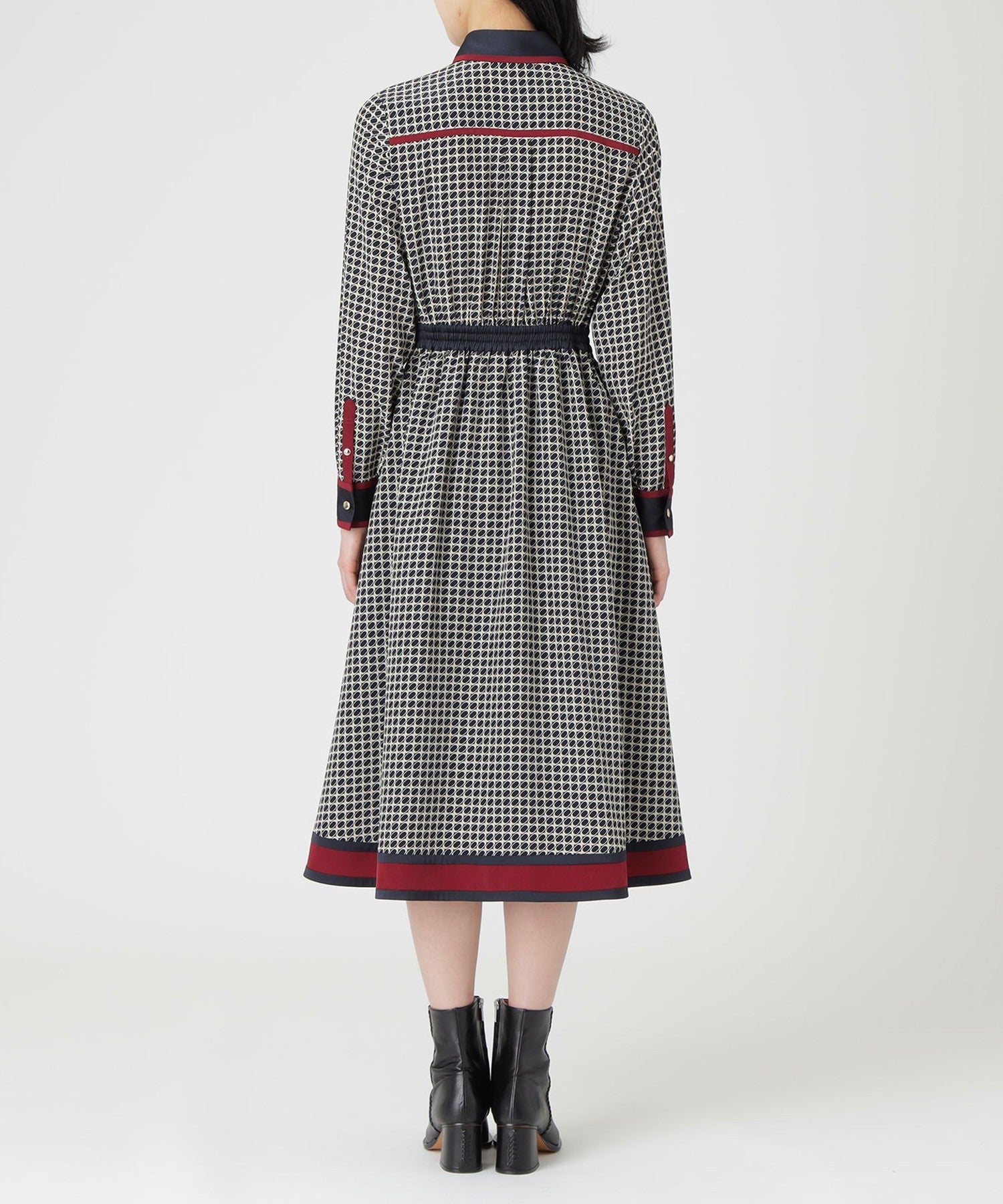 2352-62J2412129__C,29,