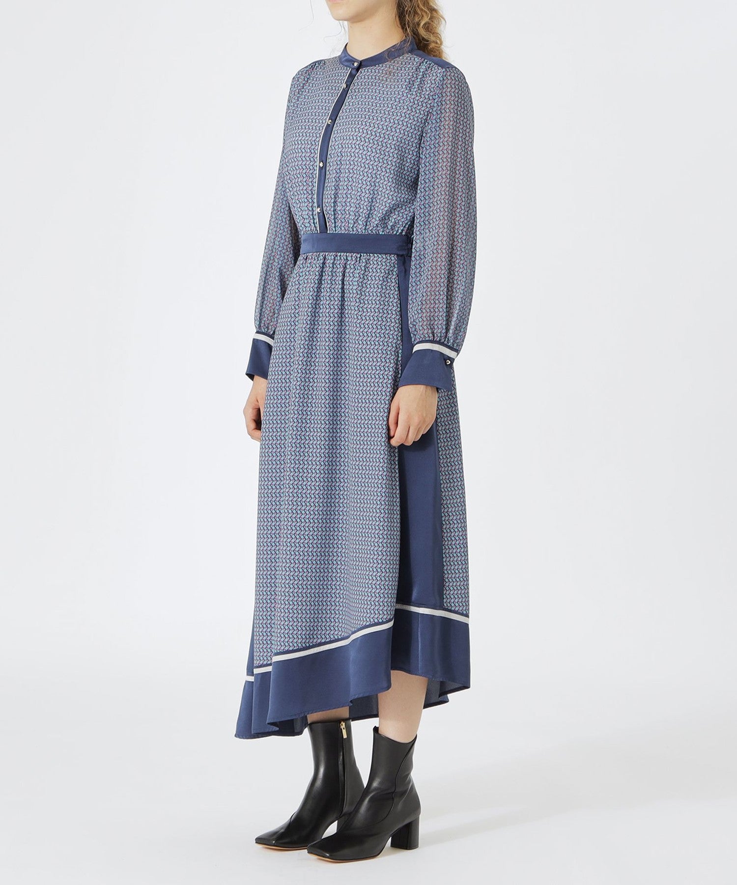 2352-62J7941023__L,23,