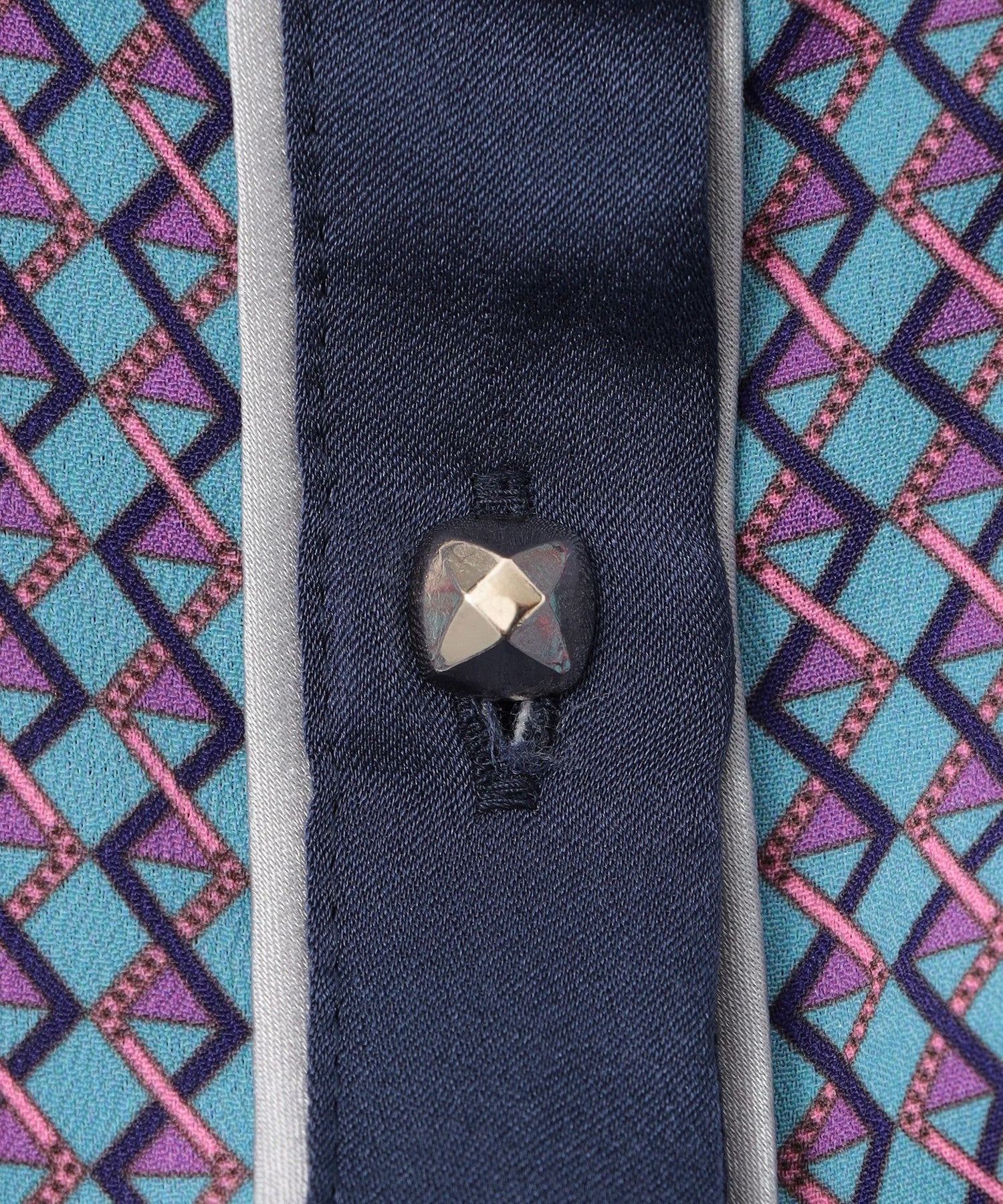 2352-62J7941023__Q,23,