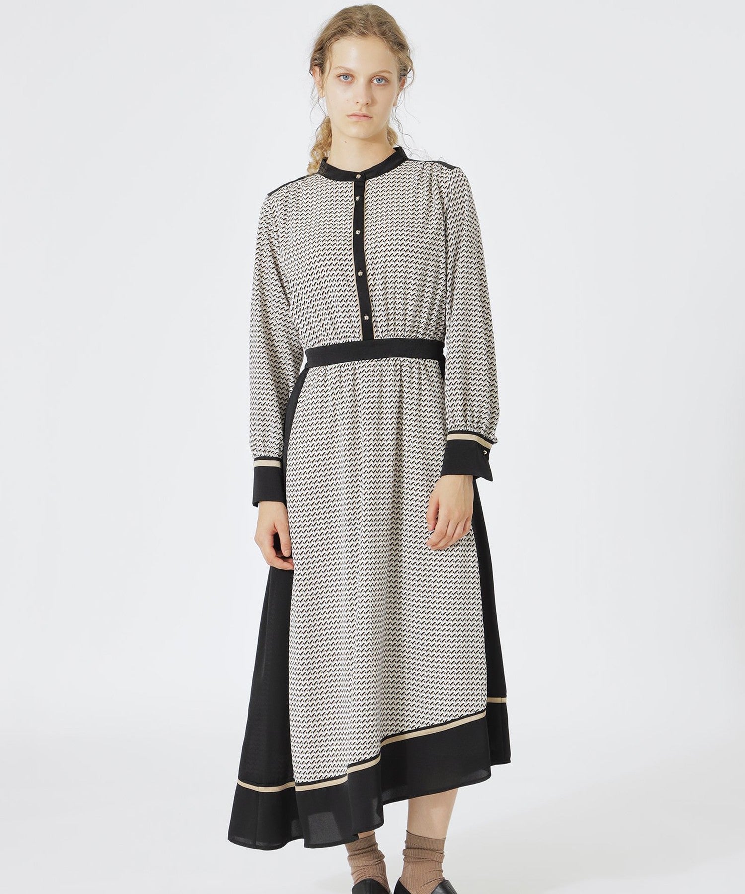 2352-62J7941102__,02,モデル身長172cm 着用サイズ：36