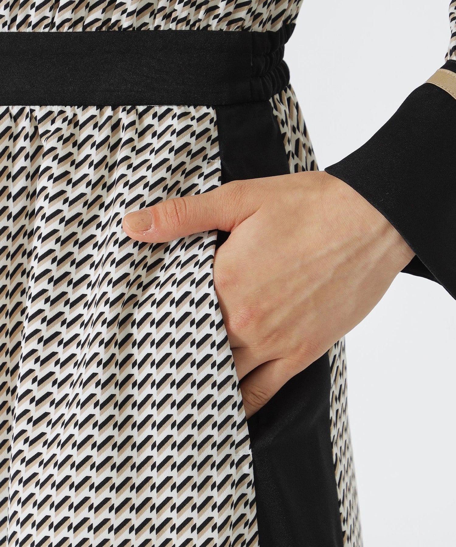 2352-62J7941102__M,02,