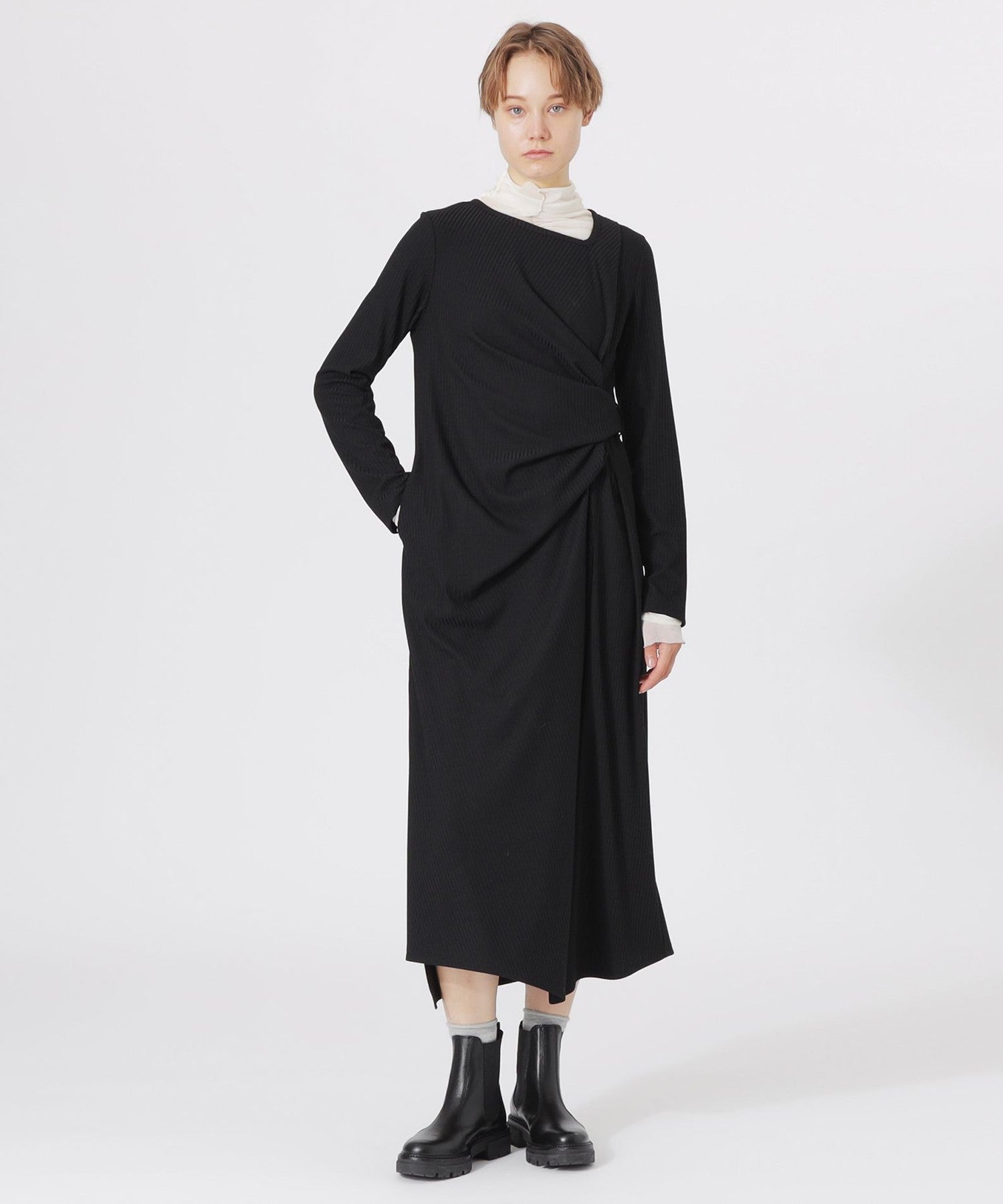 2352-62J8242418__H,18,