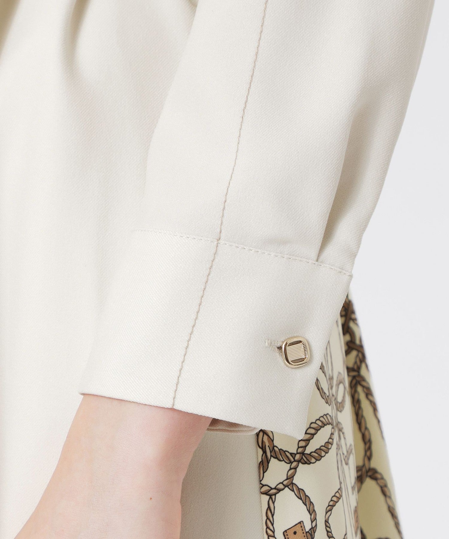 2352-62J8444003__N,03,