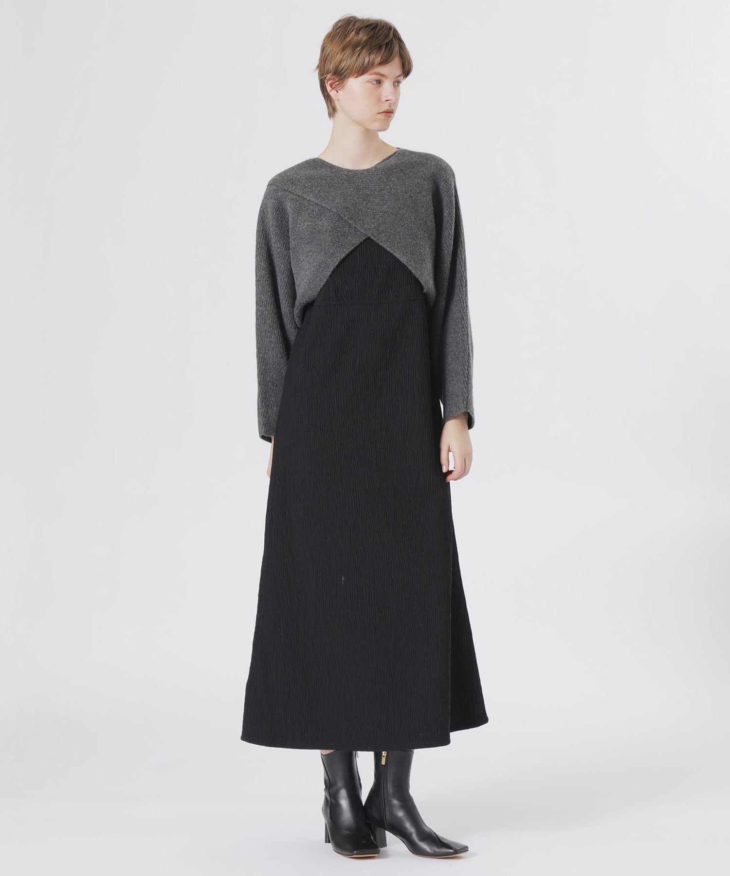 2352-62J8546044__H,44,