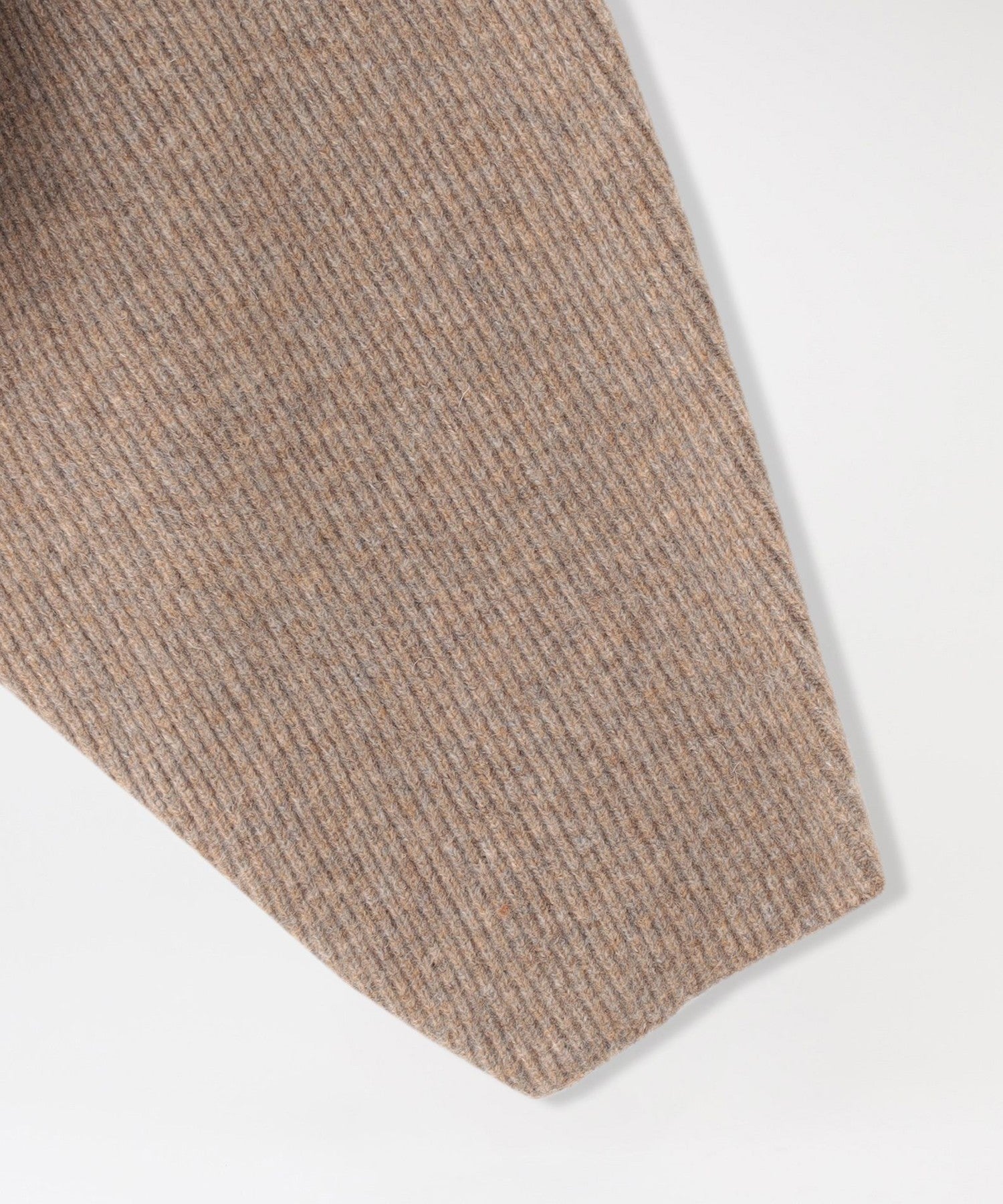 2352-62J8546044__R,44,