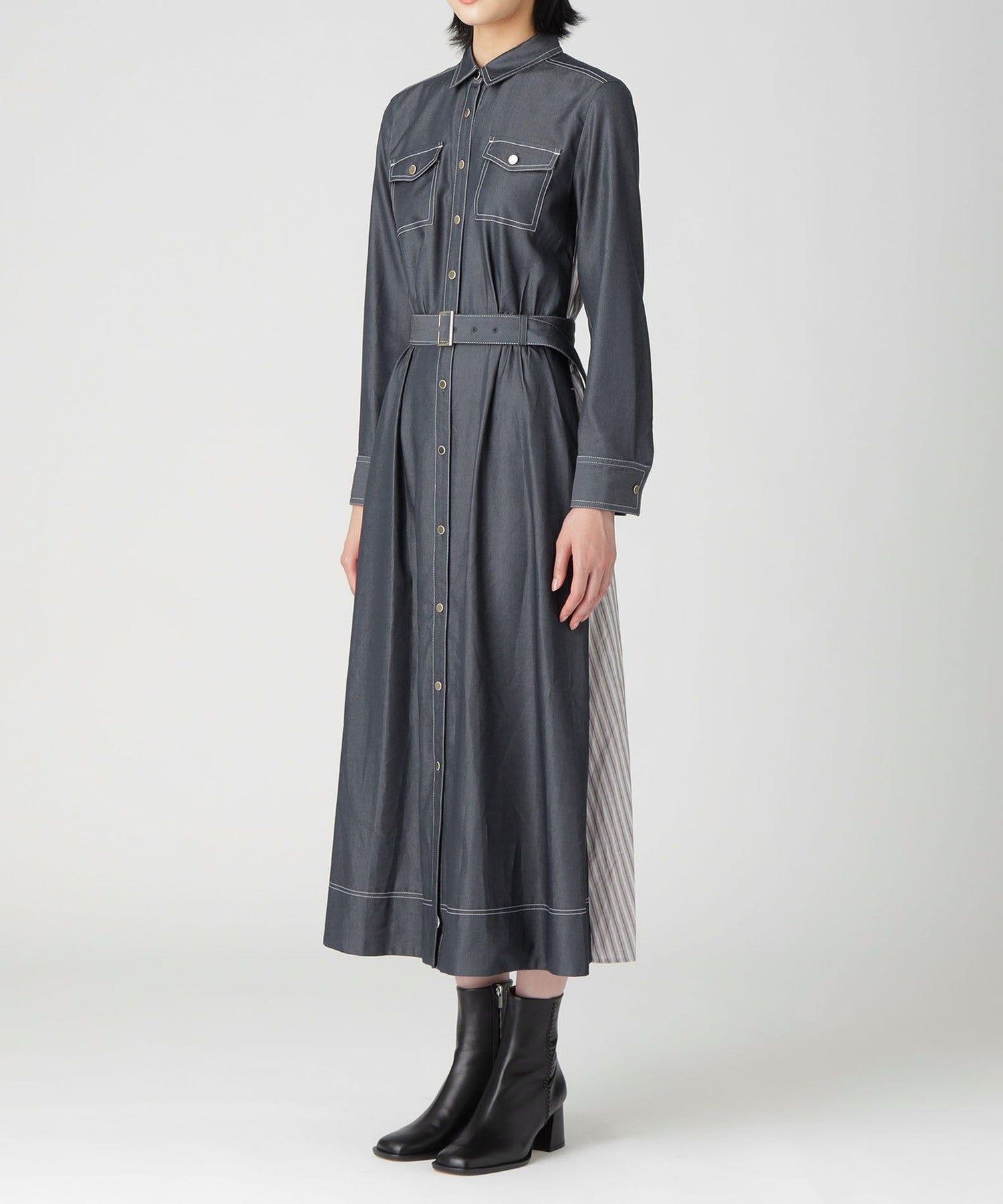 2352-62J8683028__B,28,