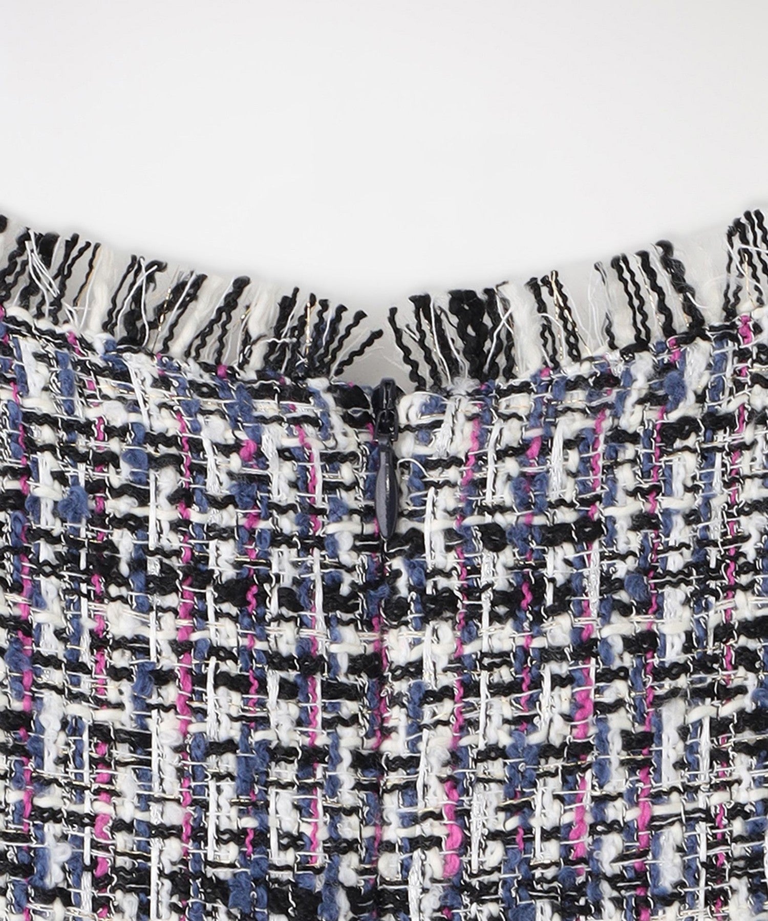 2352-62J8852128__O,28,