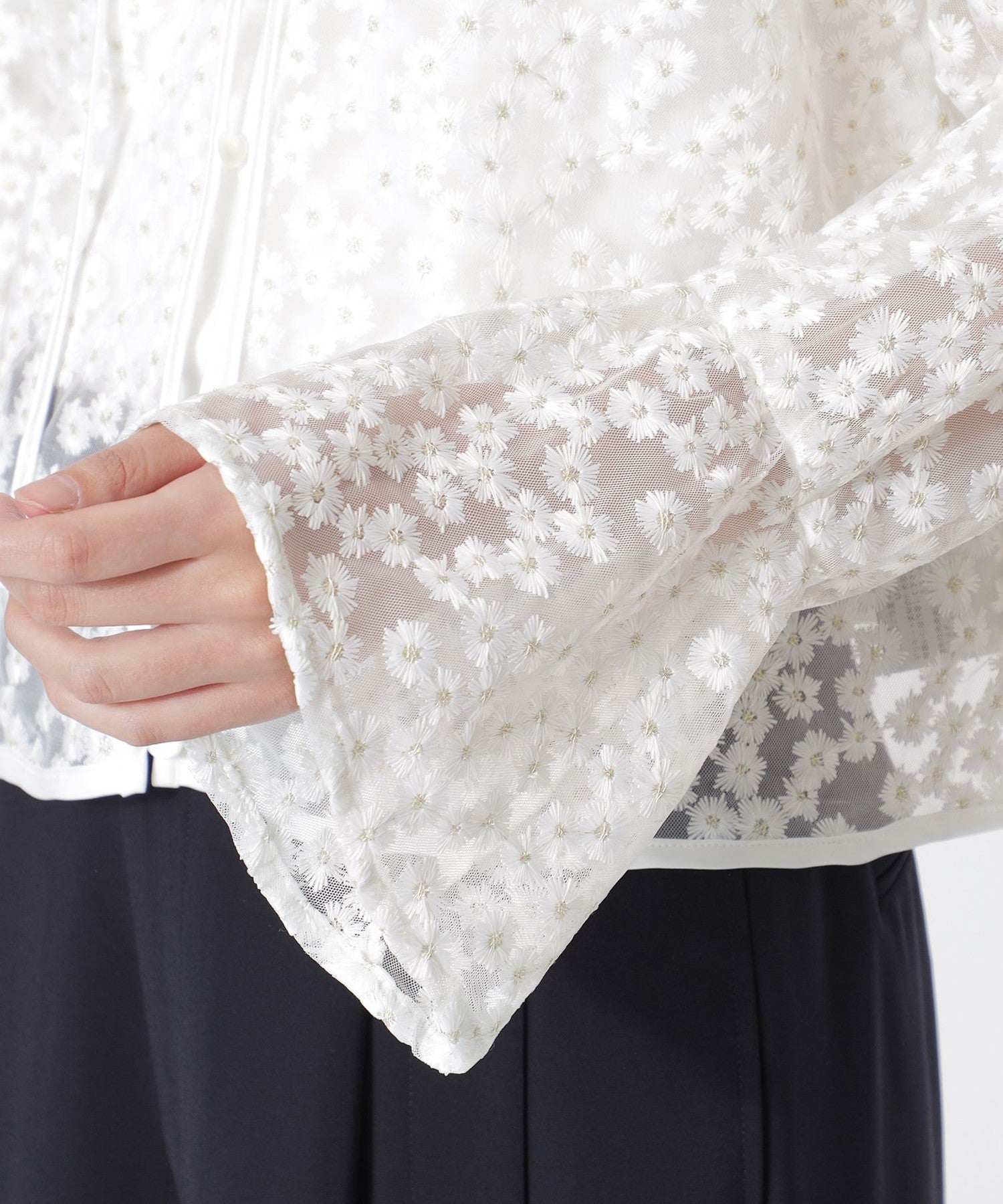 2352-62M2061202__U,02,