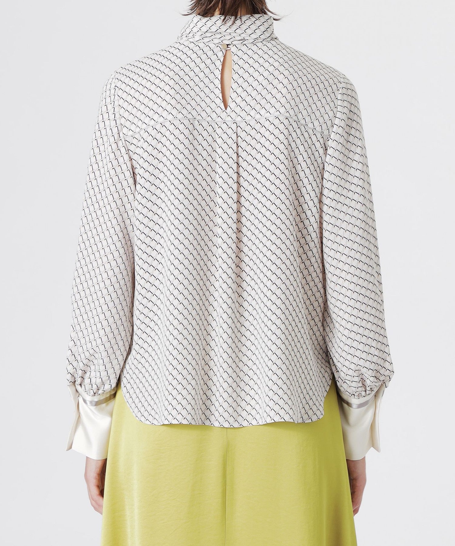 2352-62M8121103__G,03,