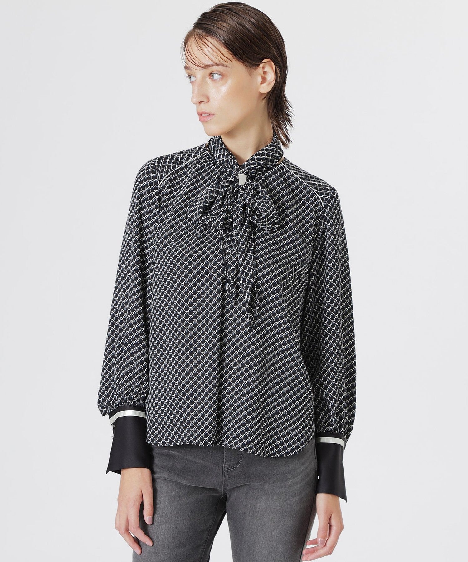 2352-62M8121109__,09,モデル身長175cm 着用サイズ：36