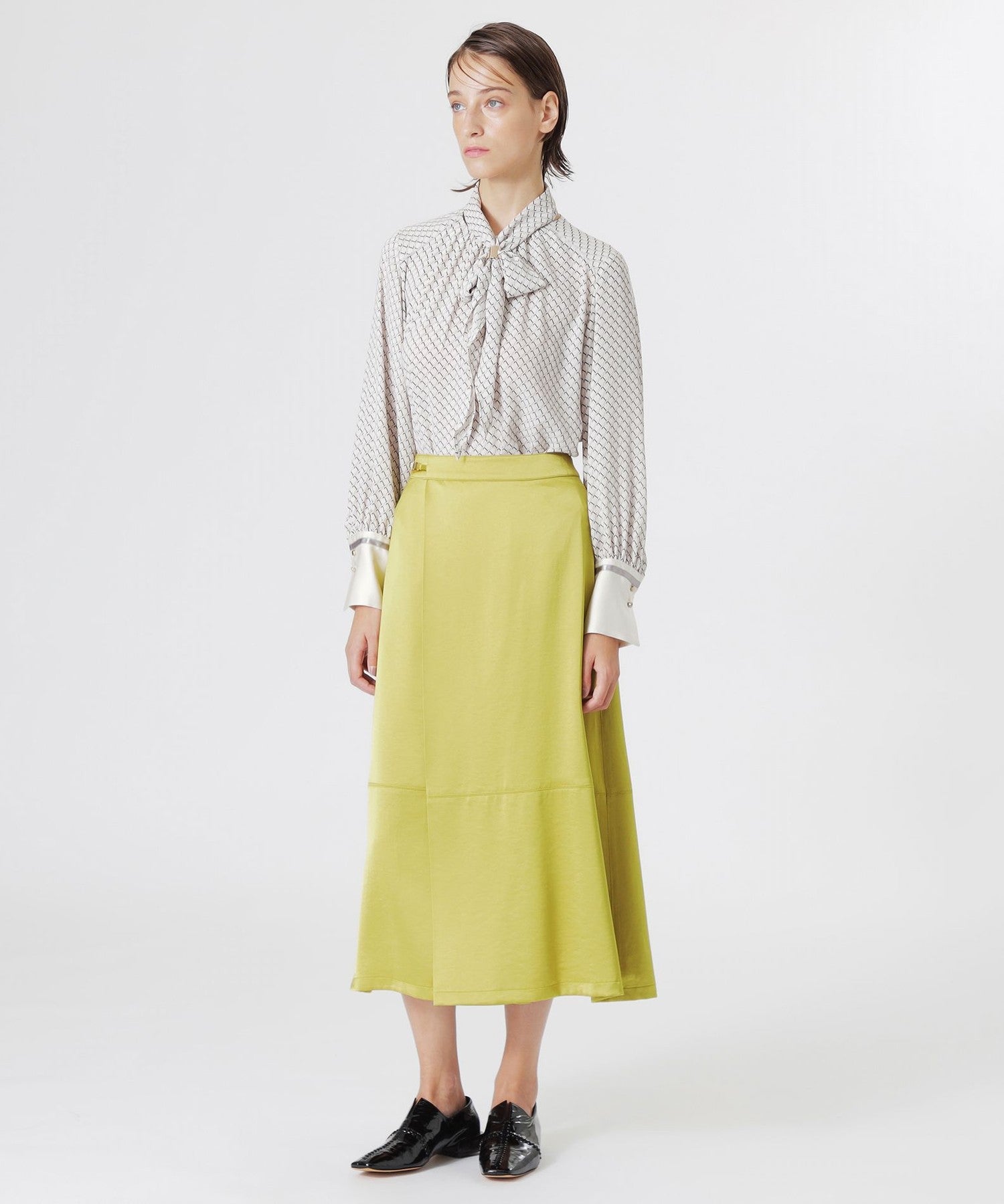 2352-62M8121109__A,09,