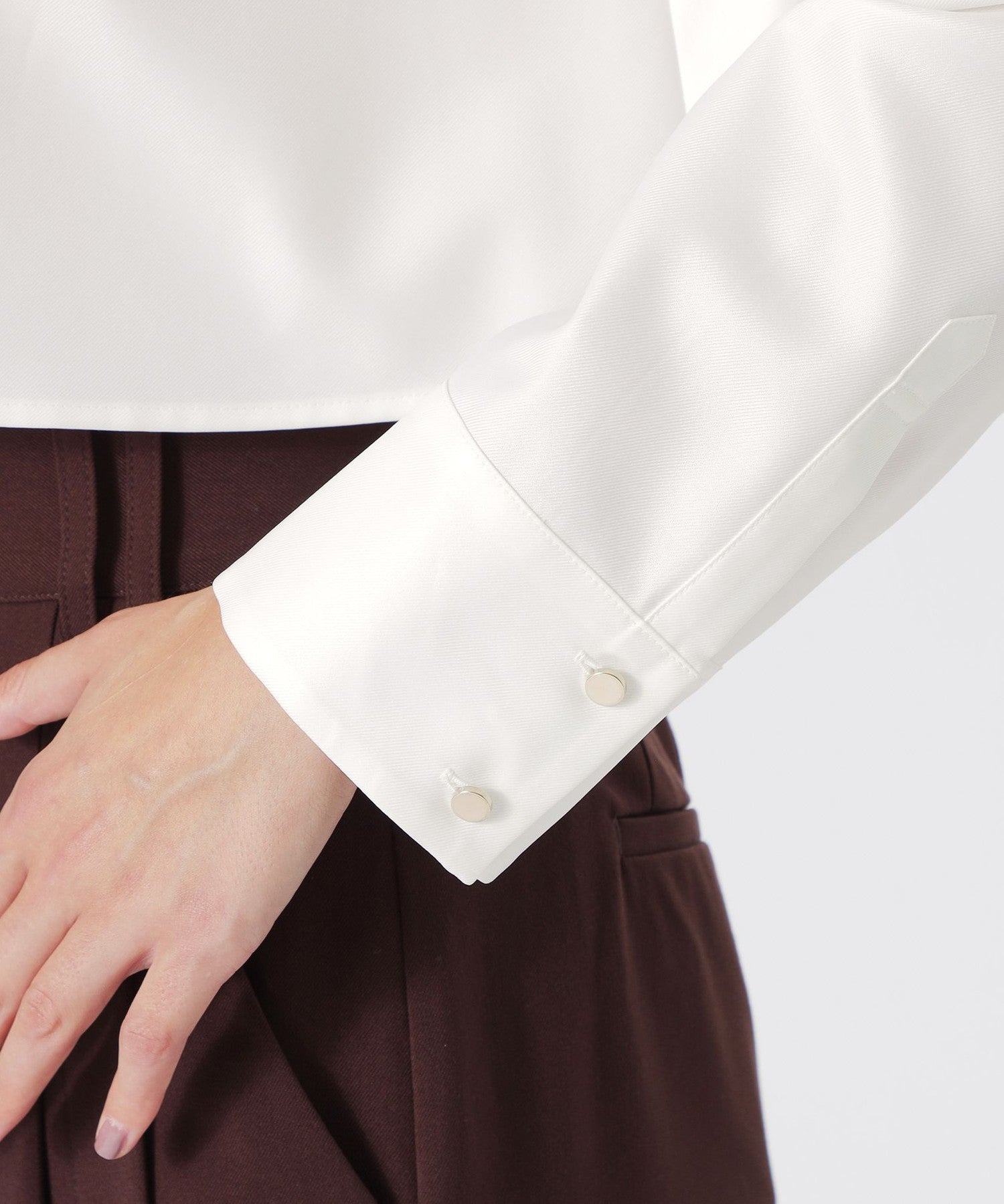 2352-62M8222002__F,02,