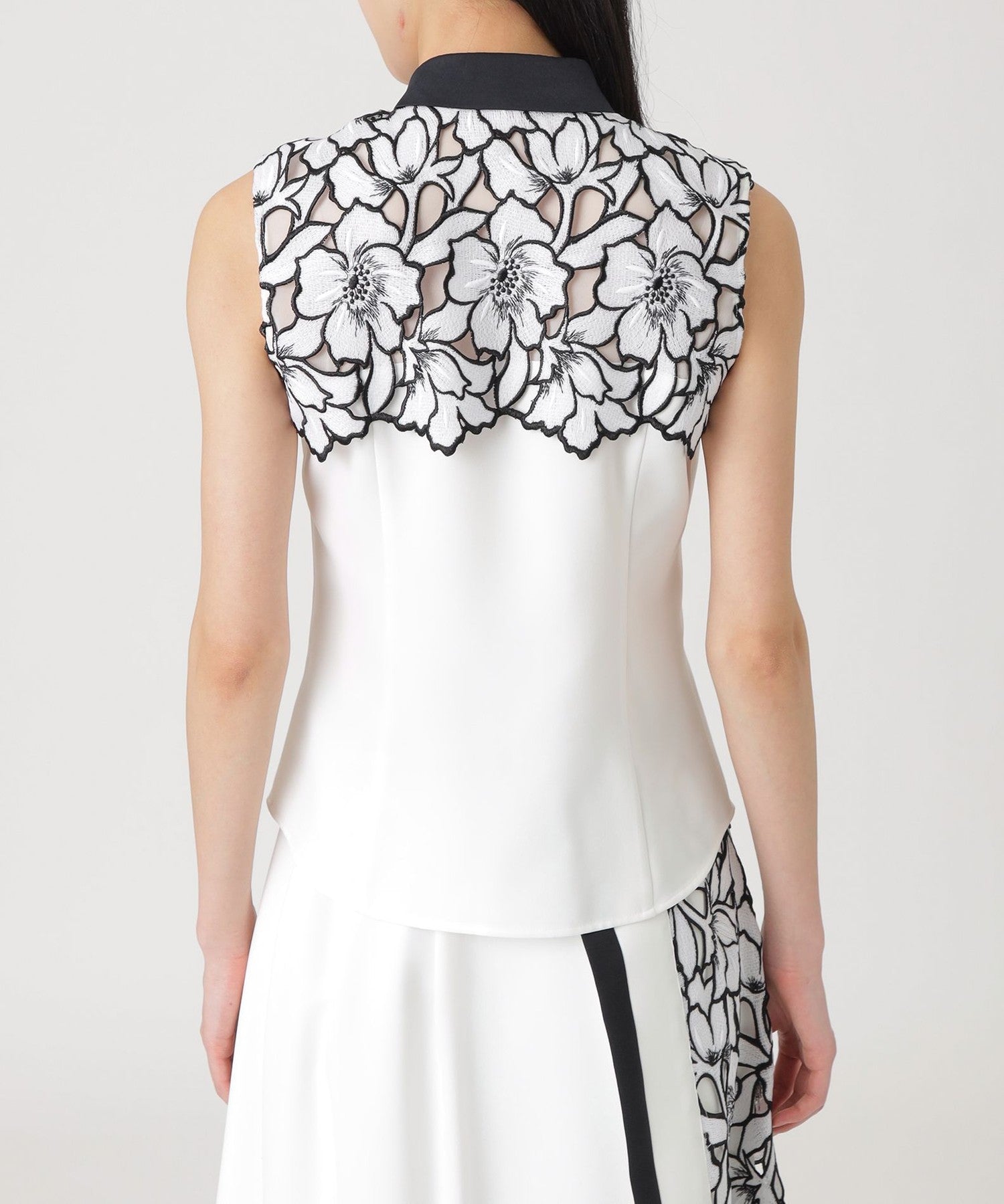 2352-62M9112202__D,02,