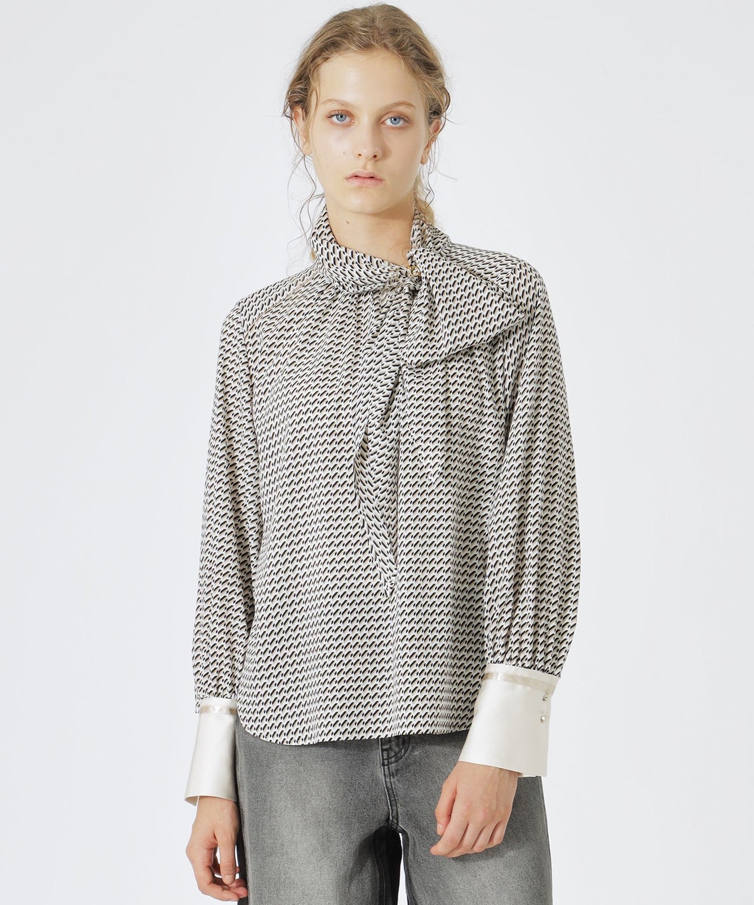 2352-62M9441102__,02,モデル身長172cm 着用サイズ：36