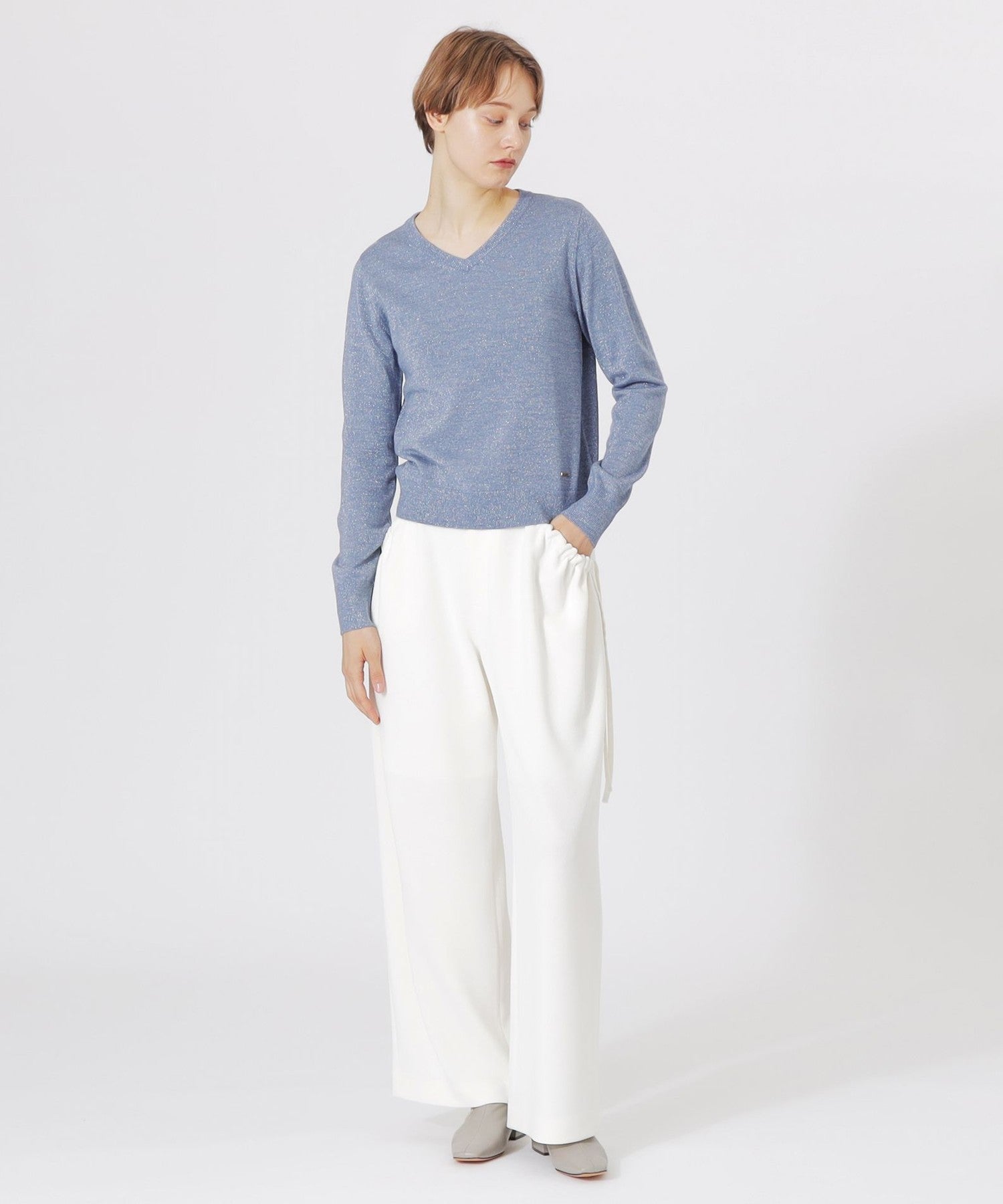 2352-62N2543302__I,02,