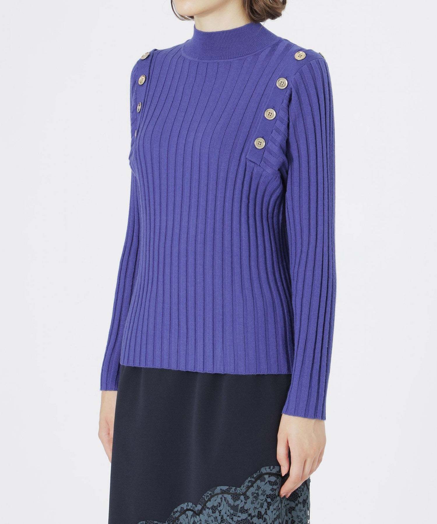 2352-62N8442024__N,24,