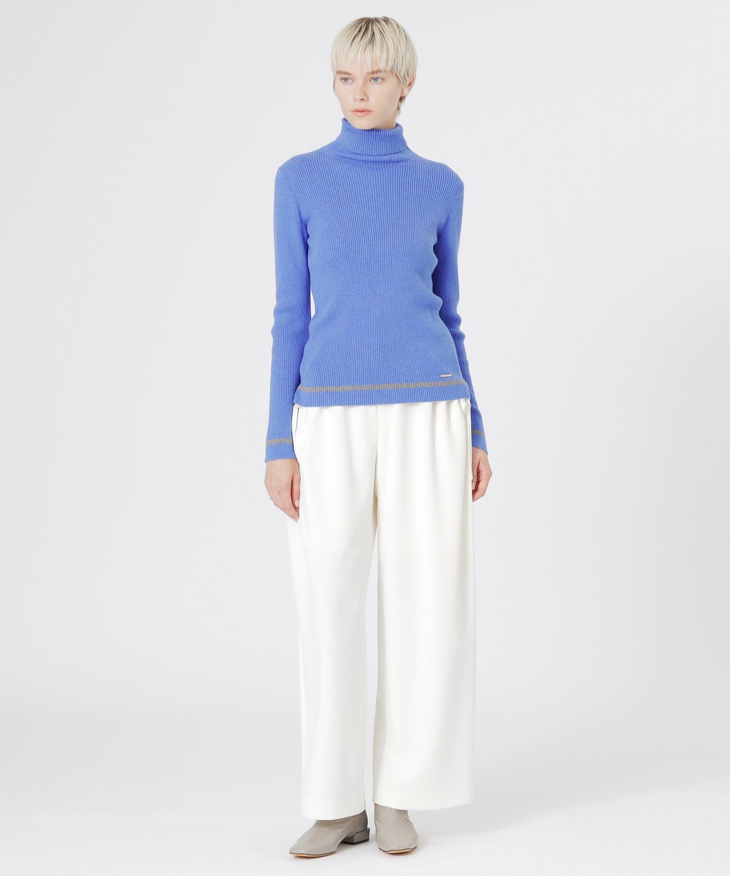 2352-62N9044002__L,02,