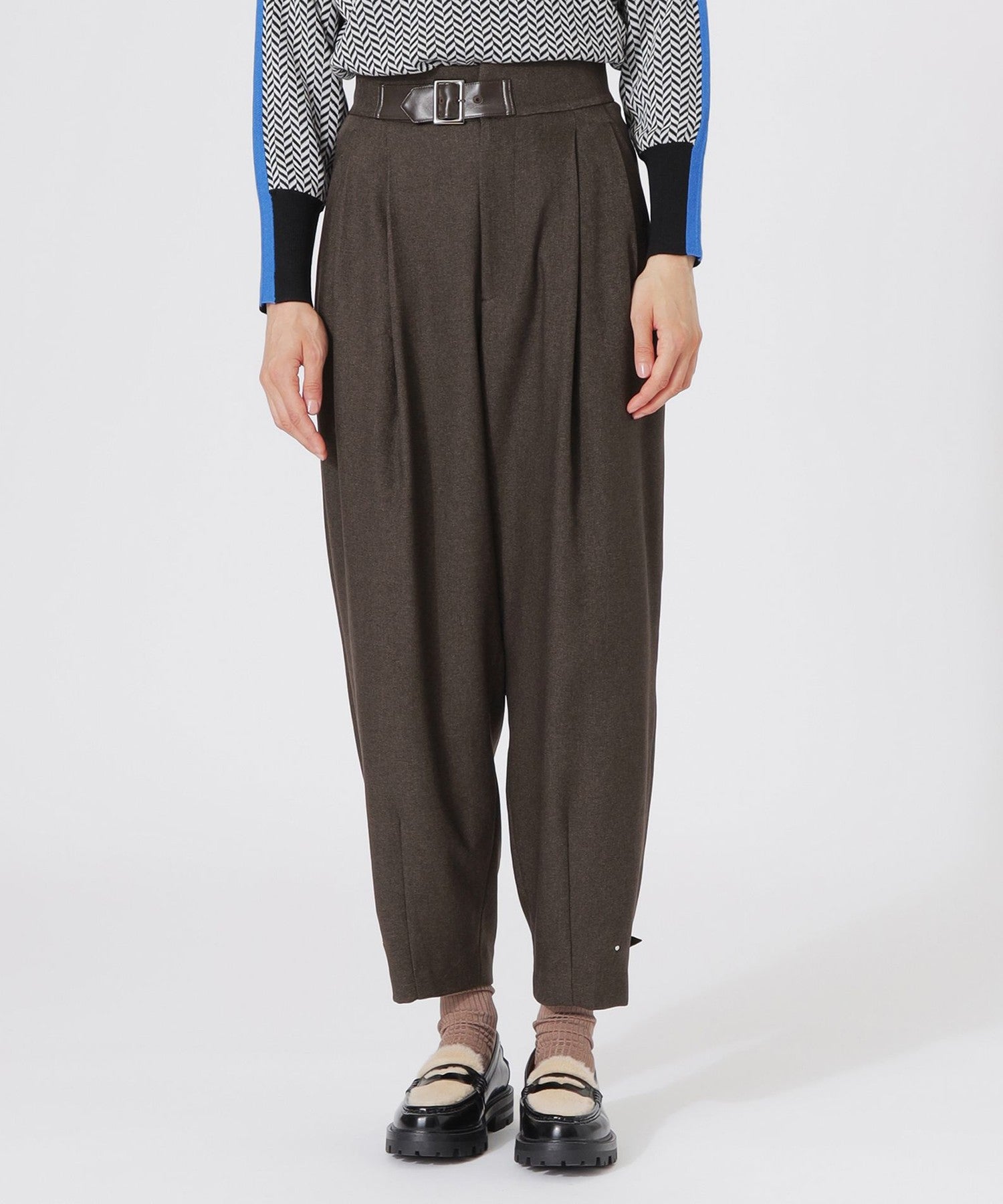 2352-62R4543056__,56,モデル身長176cm 着用サイズ：36