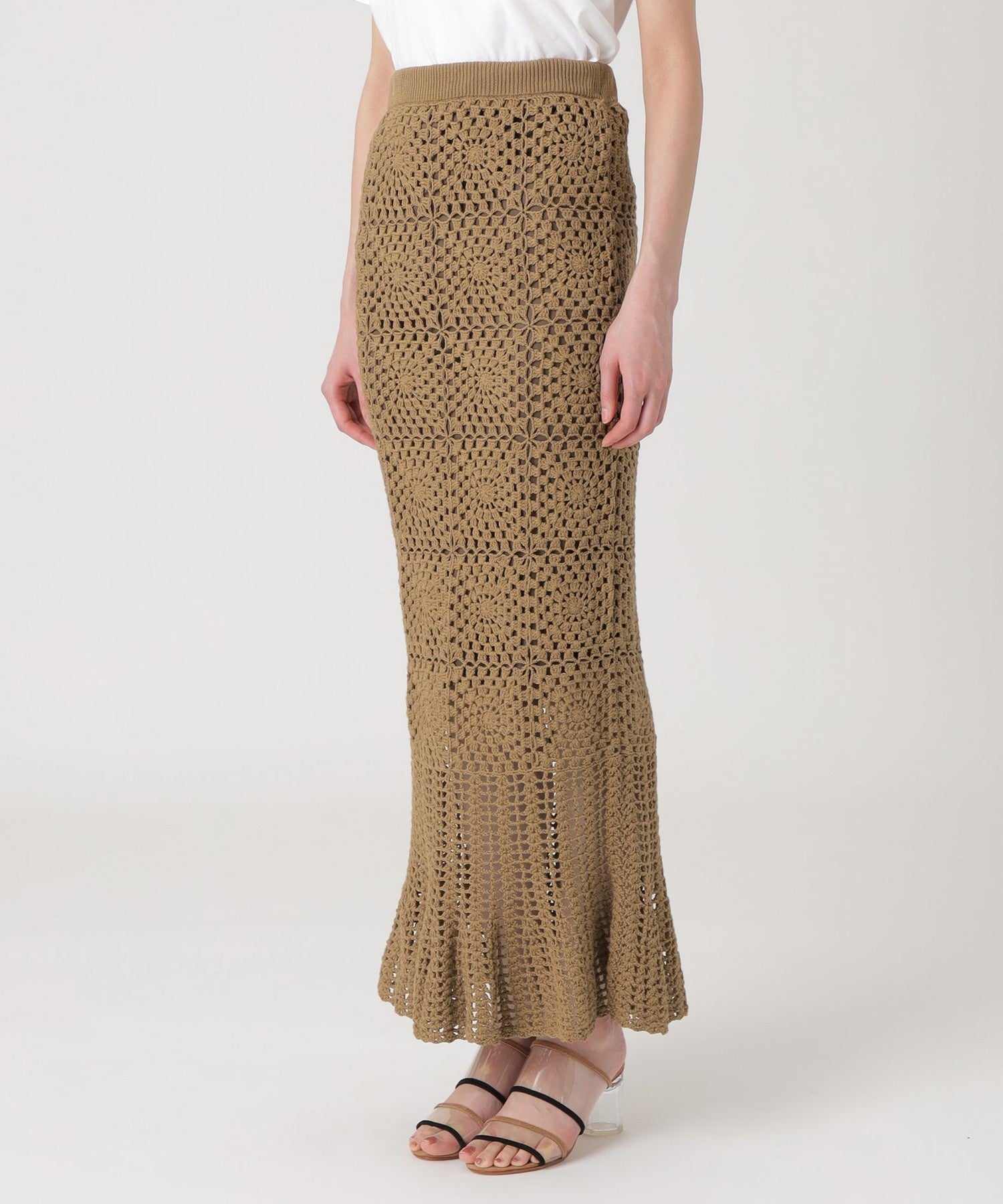 2352-62S6514046__C,46,