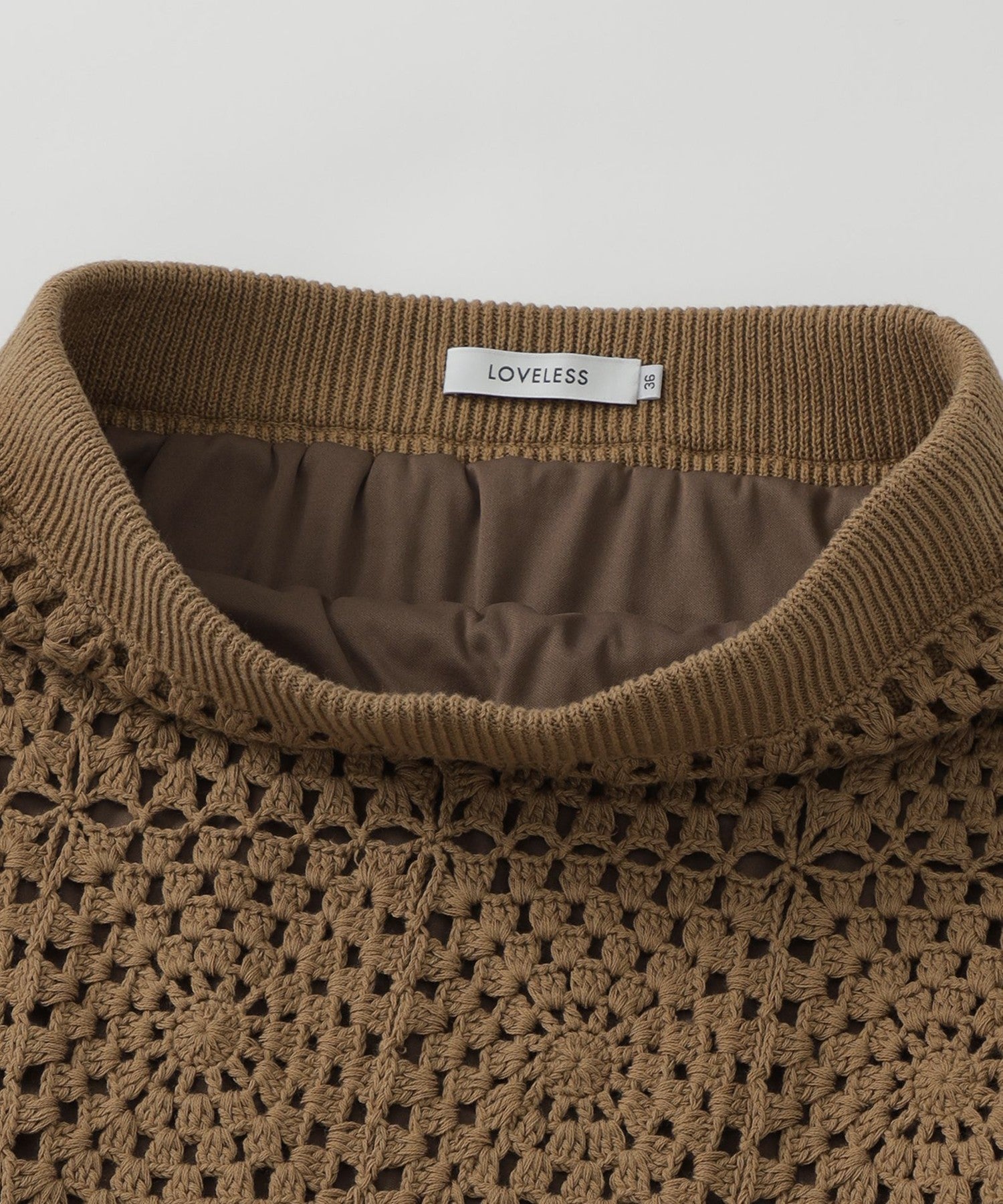 2352-62S6514046__F,46,