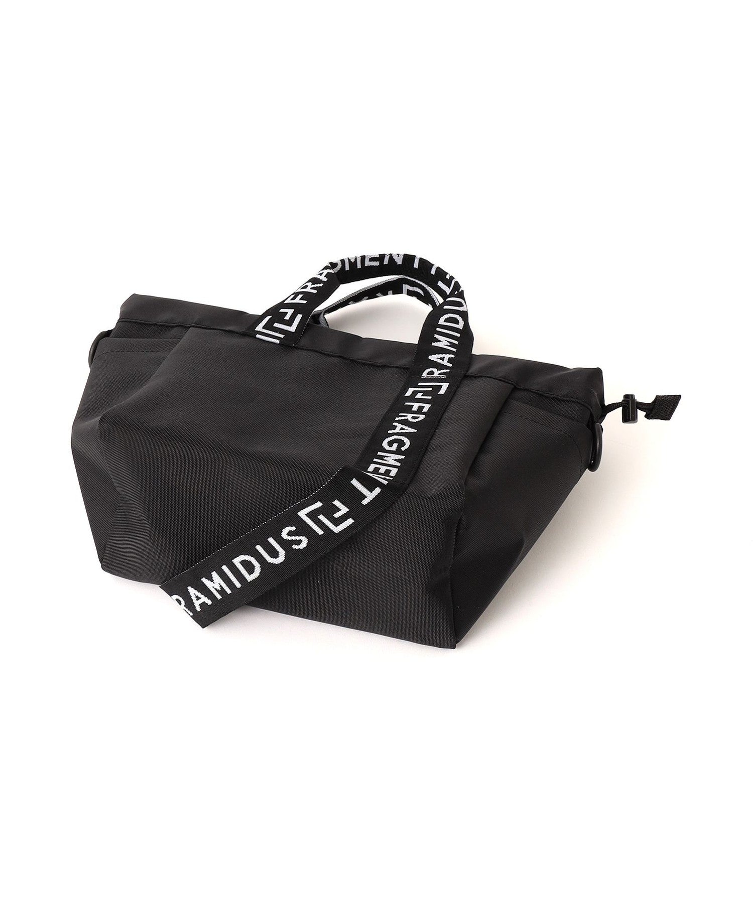 2352-6318515309__C,09,