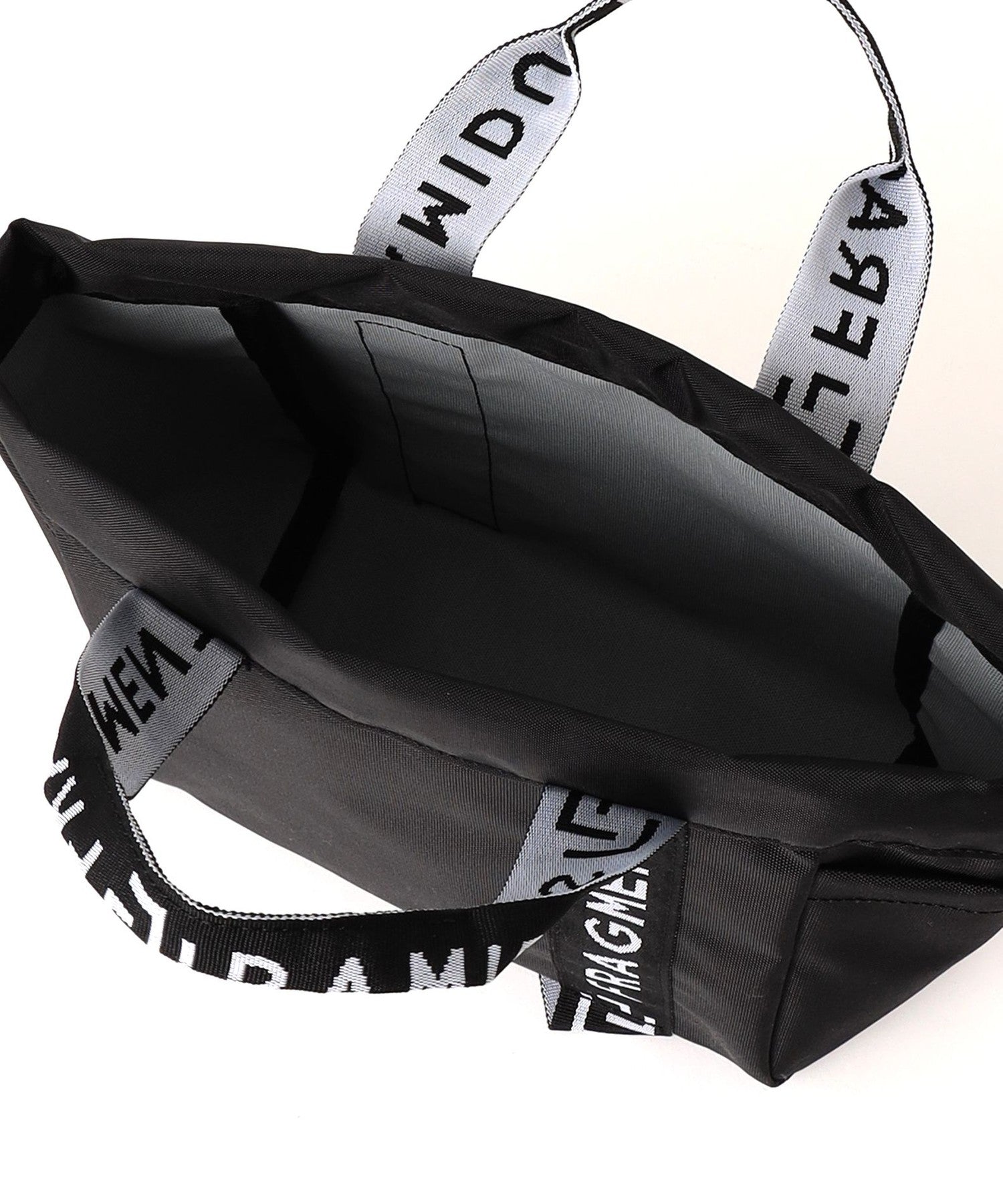 2352-6318515309__D,09,