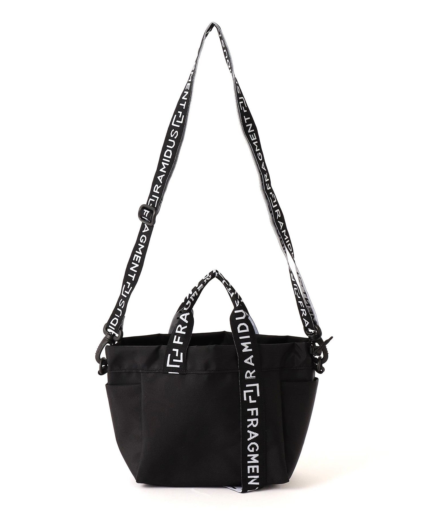 2352-6318515309__I,09,