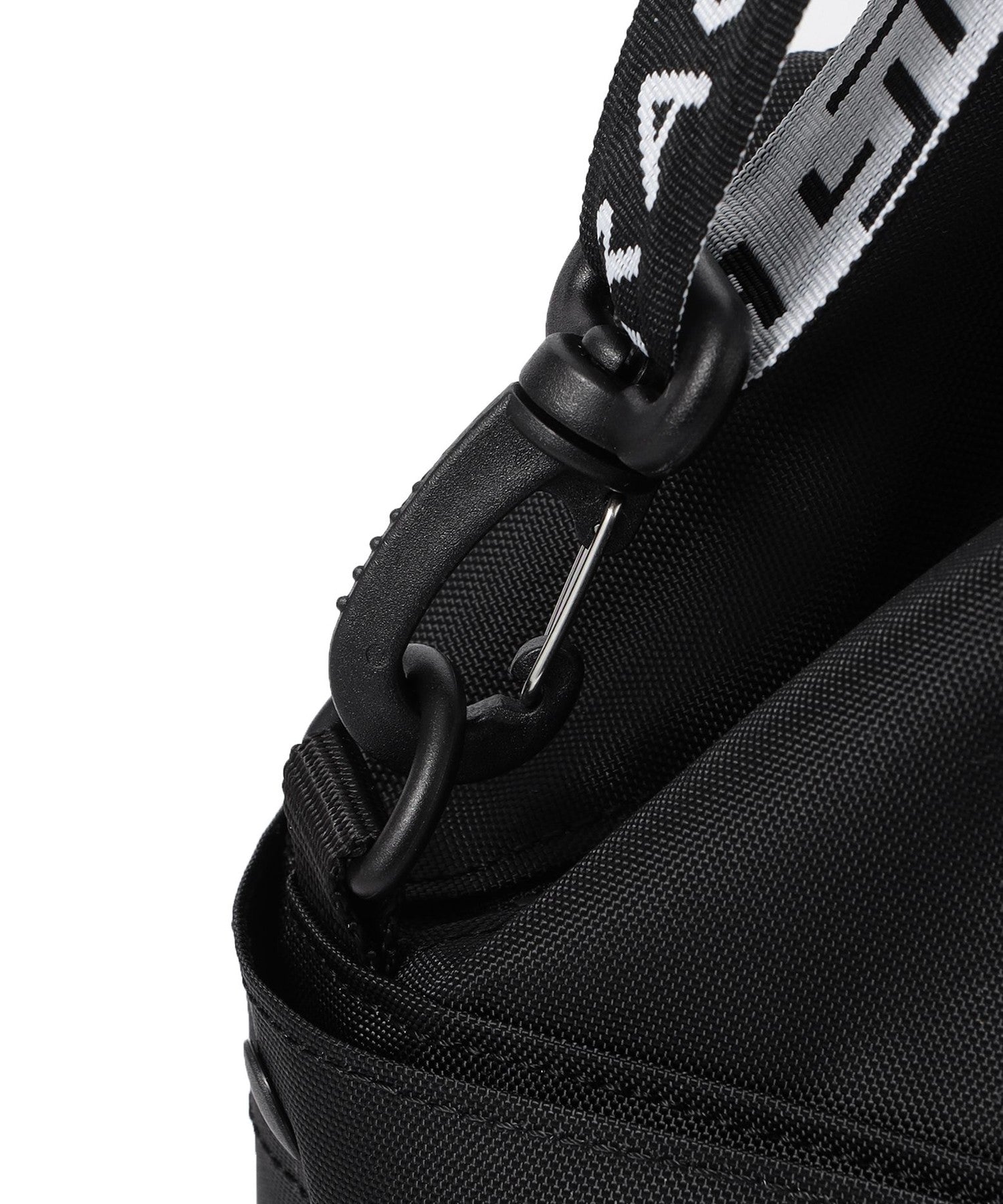 2352-6318555109__M,09,