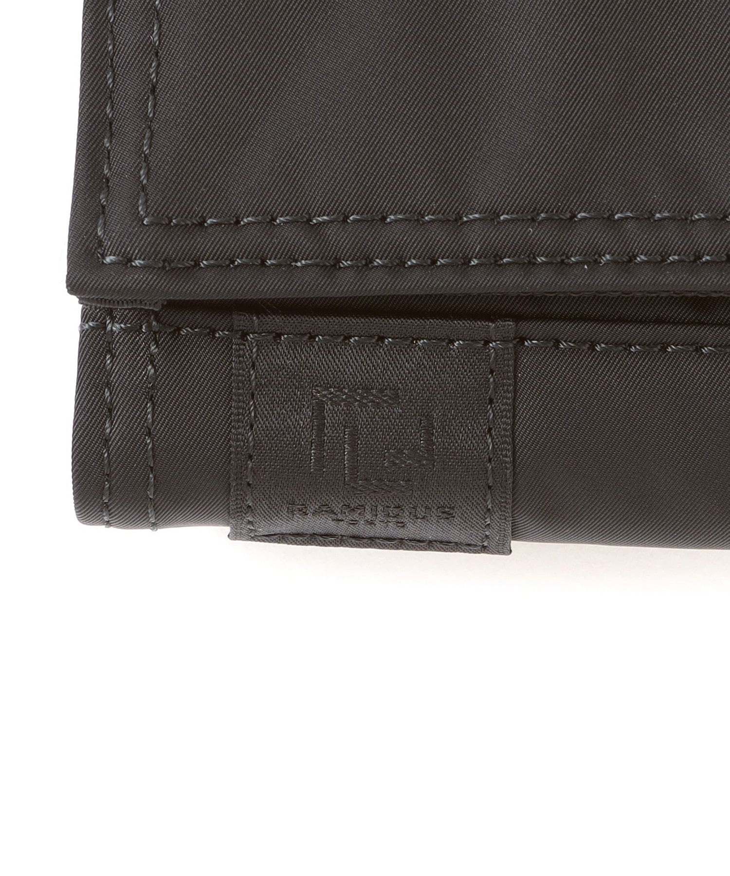 2352-6328560409__J,09,