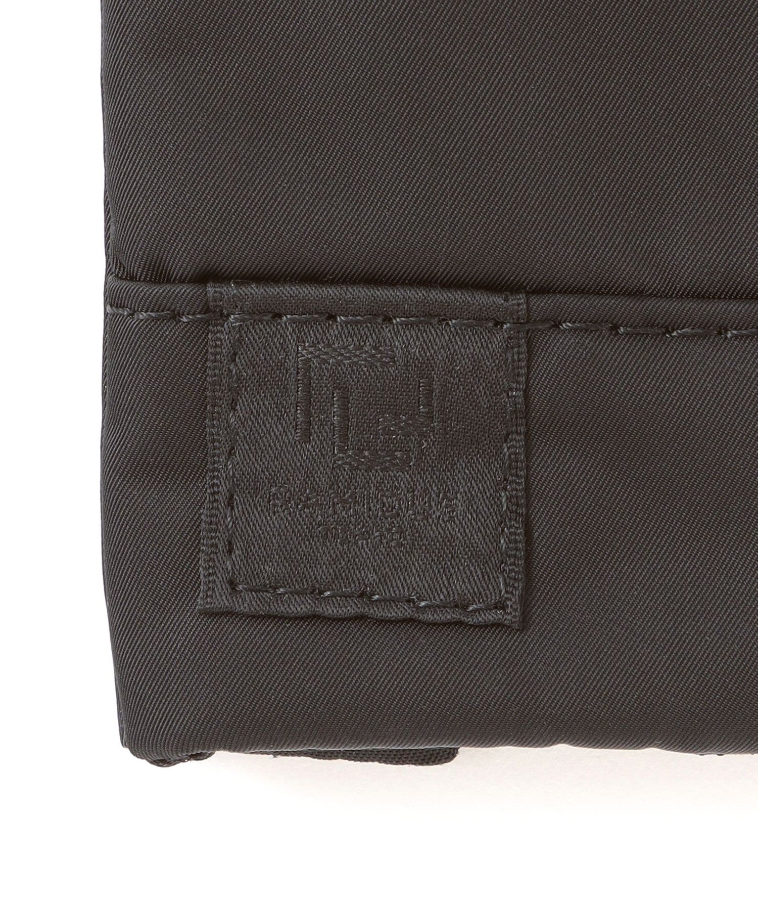 2352-6328560709__J,09,