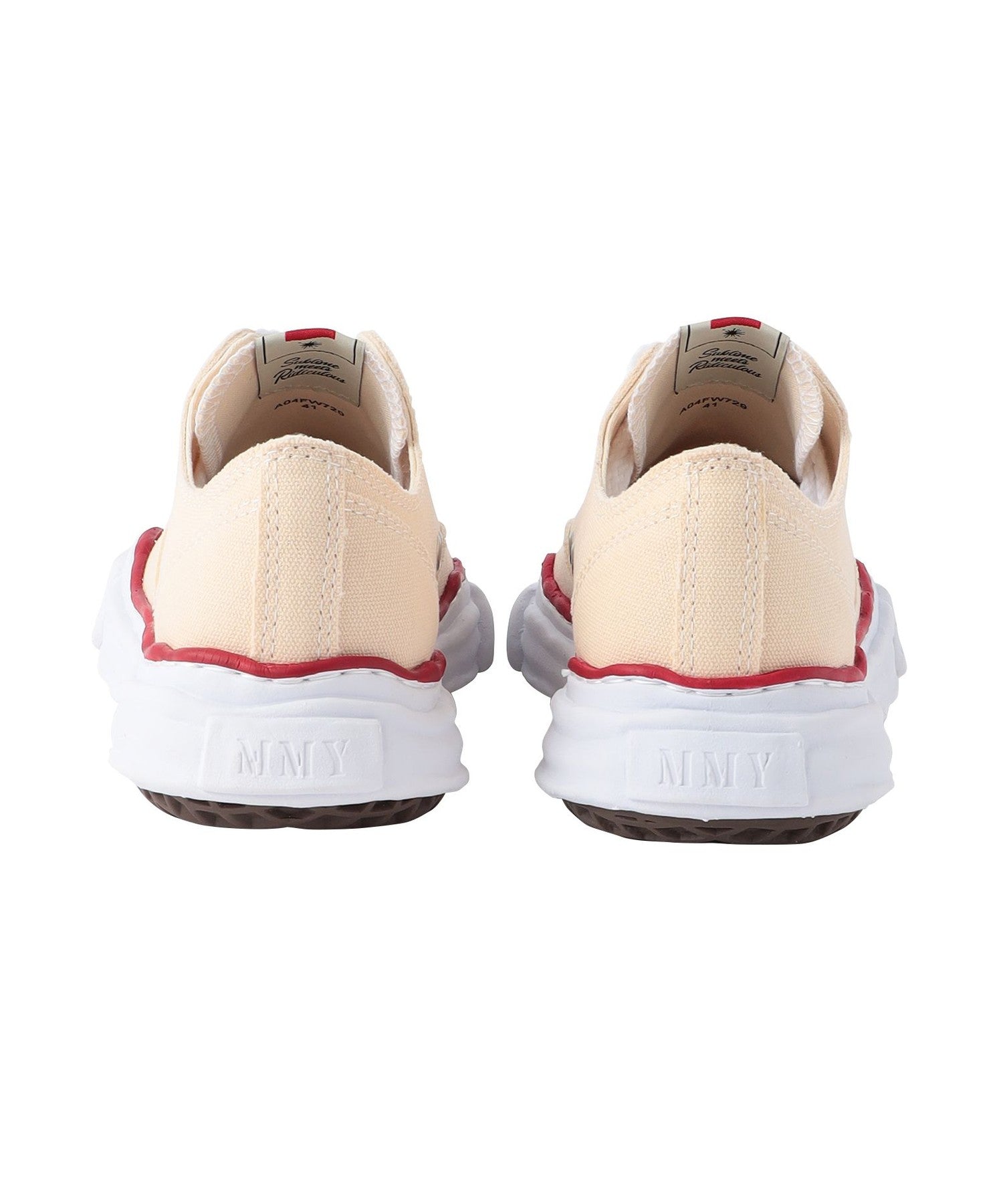 2352-6345336142__B,42,