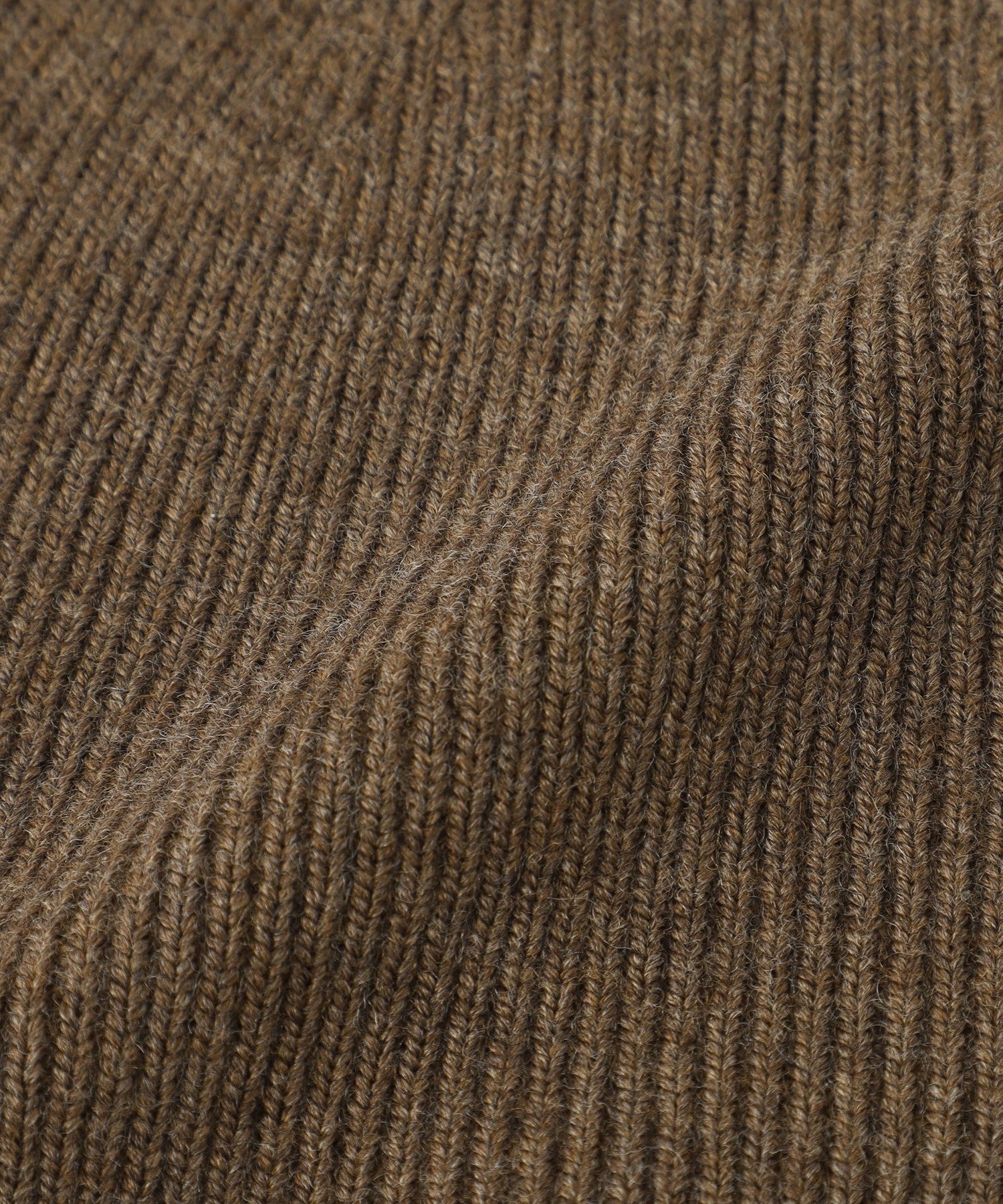 2352-6354660857__J,57,