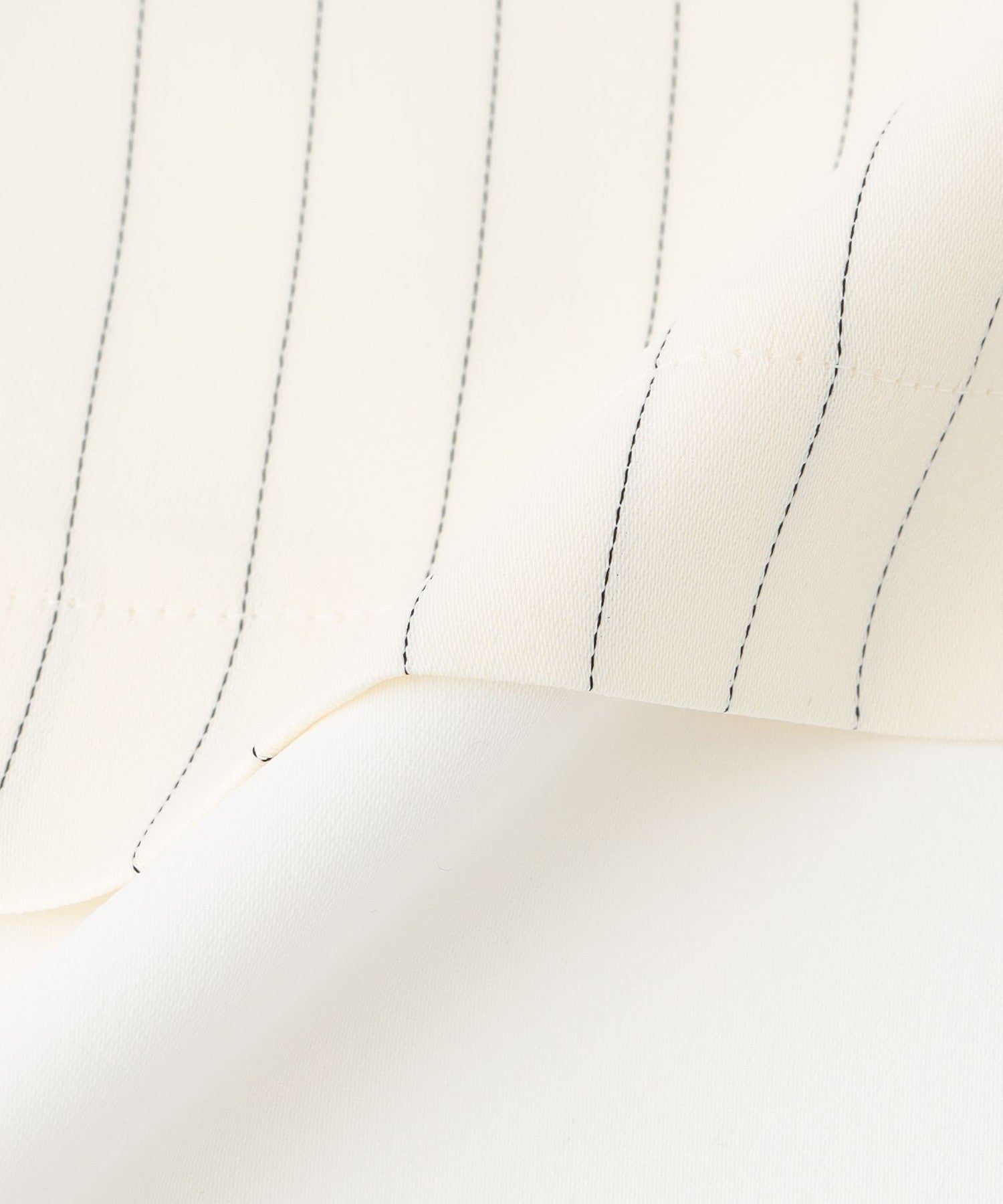 2352-63M4335601__M,01,