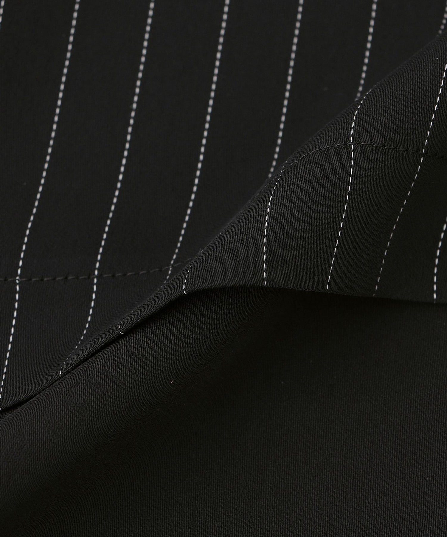 2352-63M4335601__N,01,