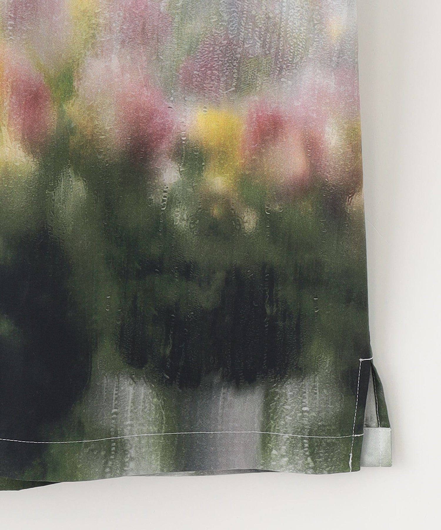 2352-63M7335301__L,01,