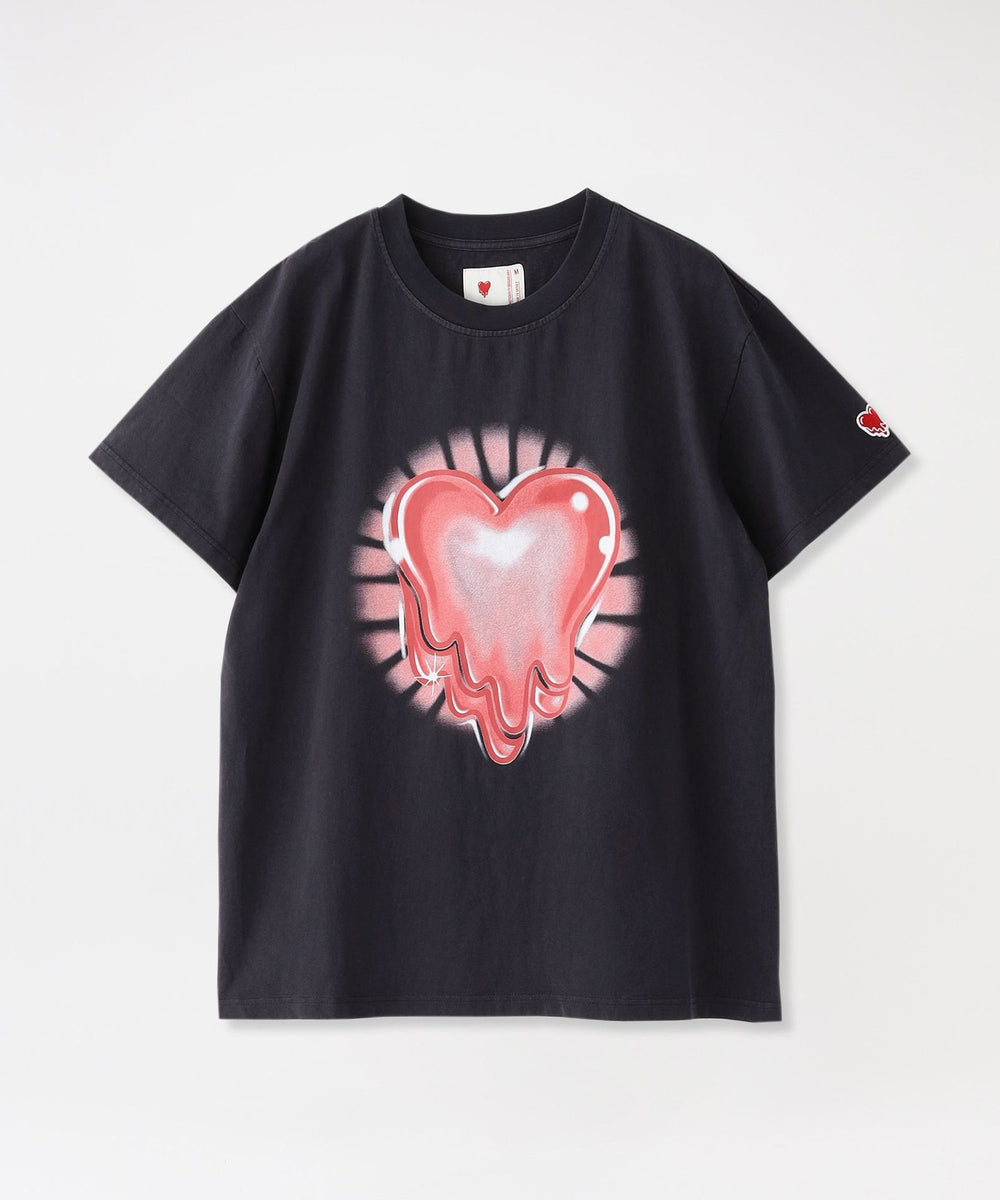 EMOTIONALLY UNAVAILABLE】Tシャツ EU AIRBLUSH TEE EU-SS23-TEE3