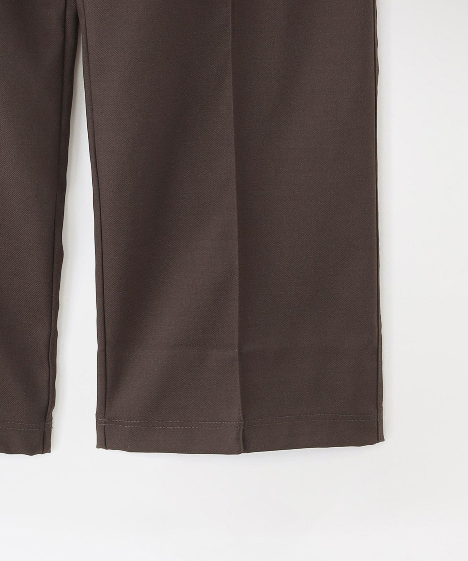 2352-63R7460857__L,57,