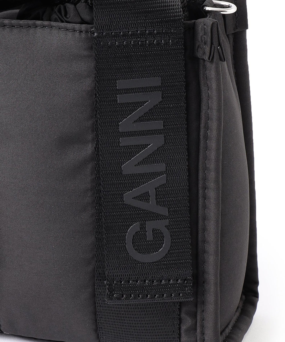 GANNI】ガニー ミニトート Recycled Tech Mini Tote A4920(バッグ