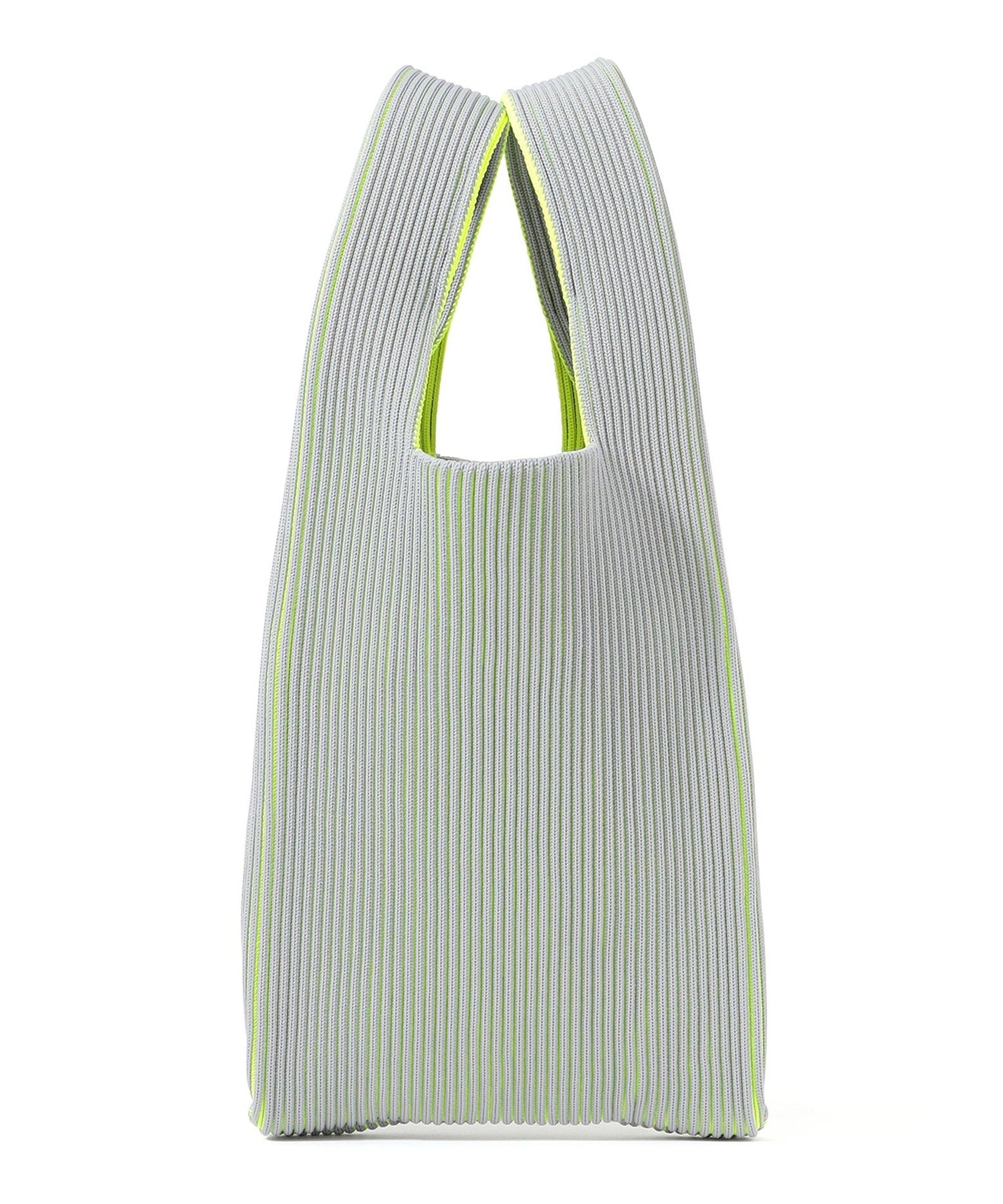 2352-6411845305__I,05,