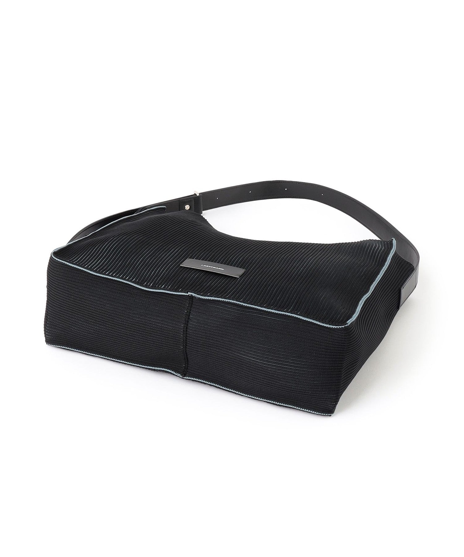 2352-6411845409__J,09,