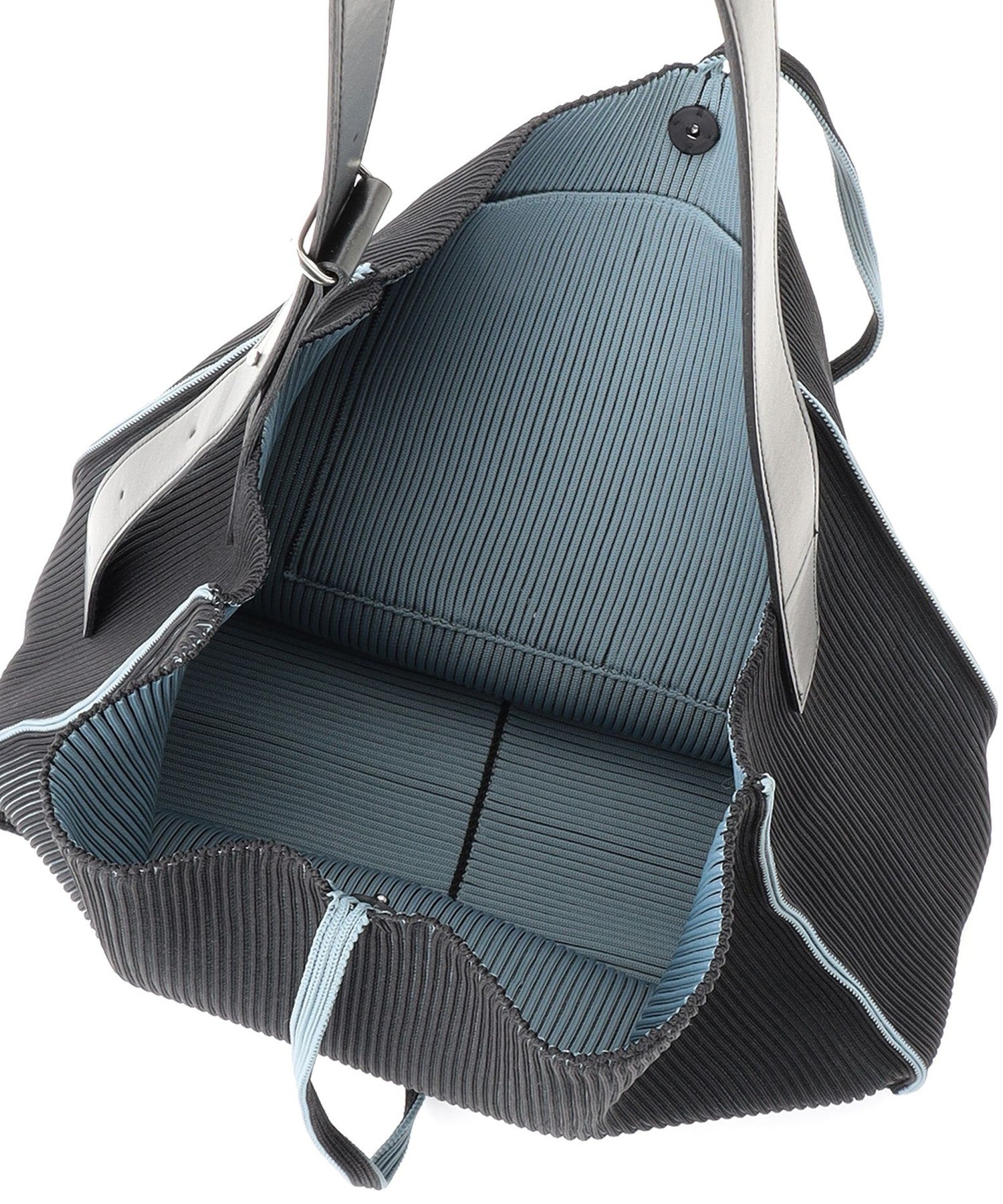 2352-6411845409__K,09,