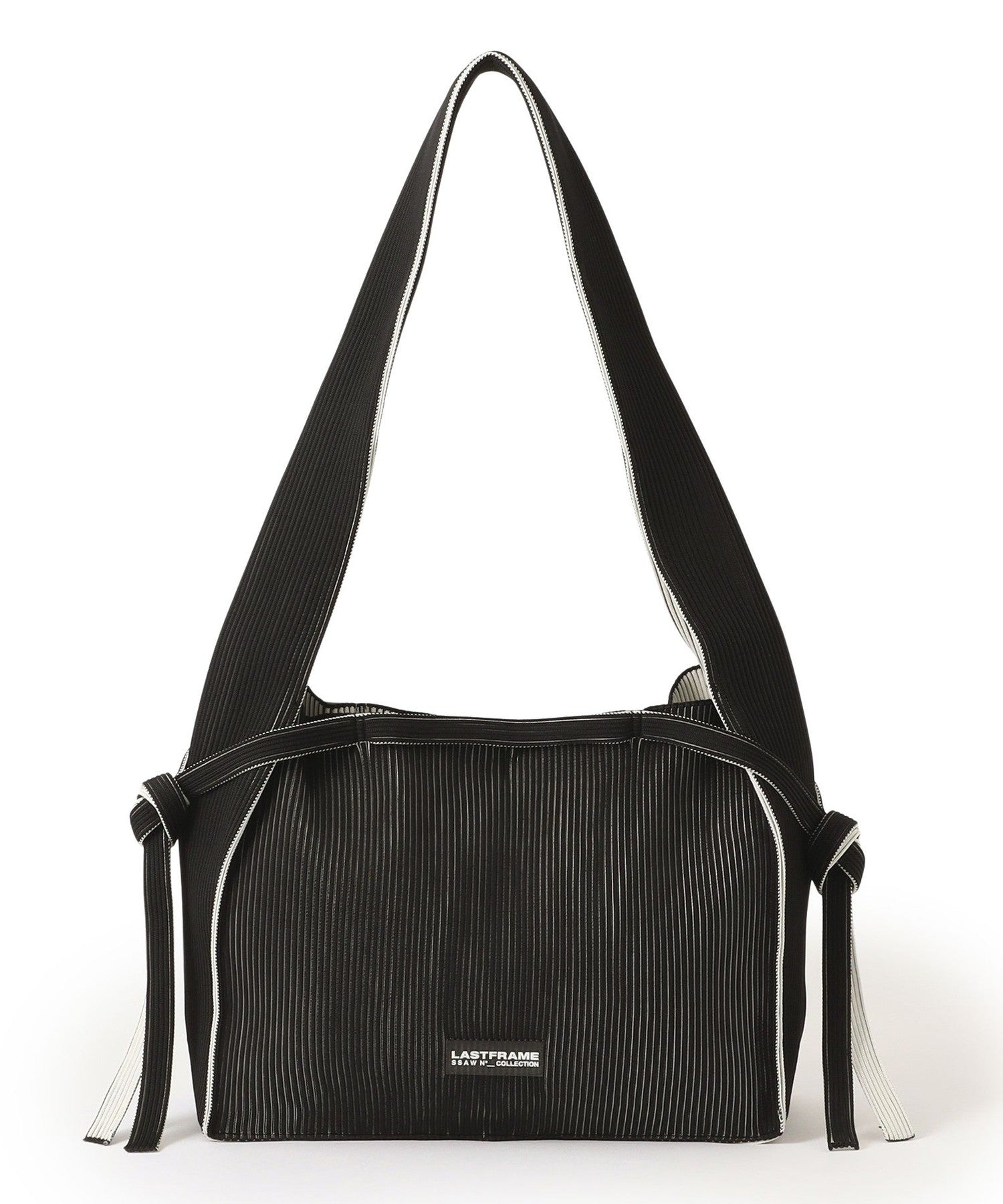 2352-6411860109__,09,